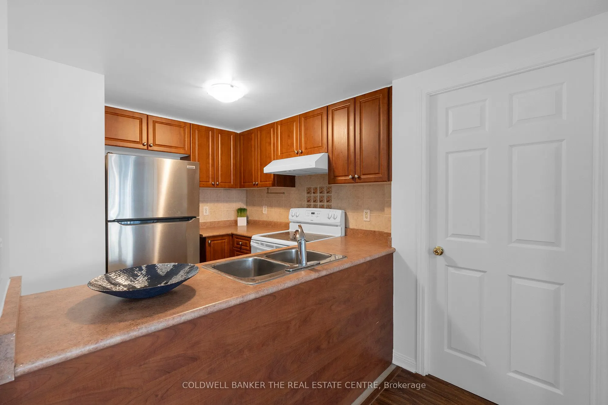 3047 Finch Avenue W, #2057