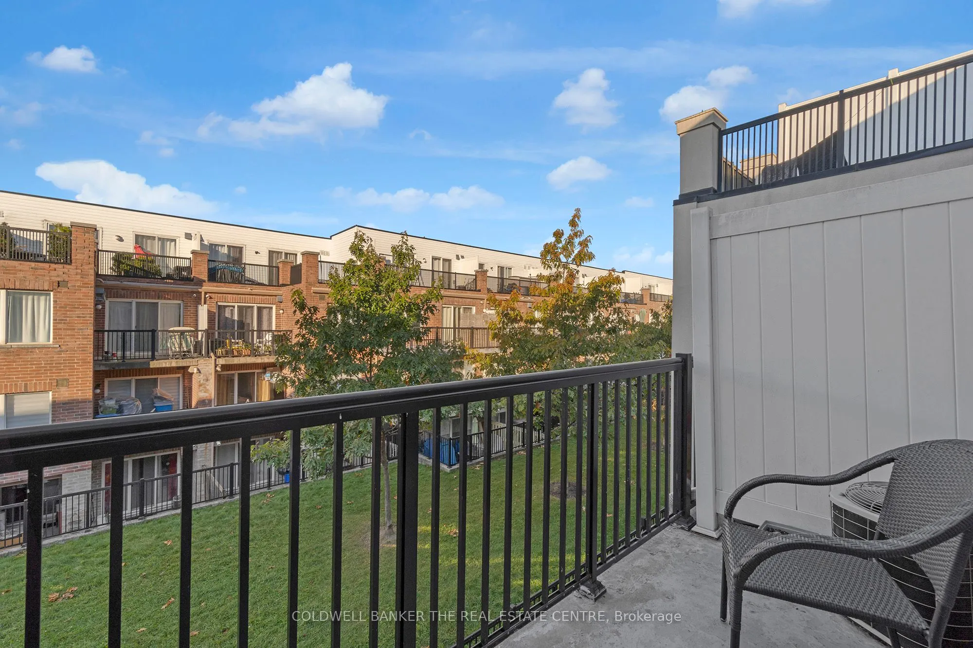 3047 Finch Avenue W, #2057
