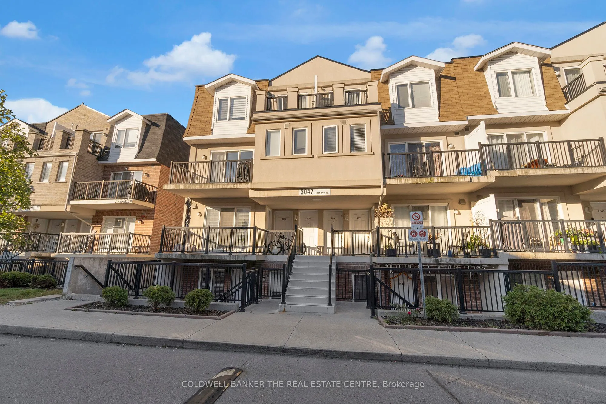 3047 Finch Avenue W, #2057