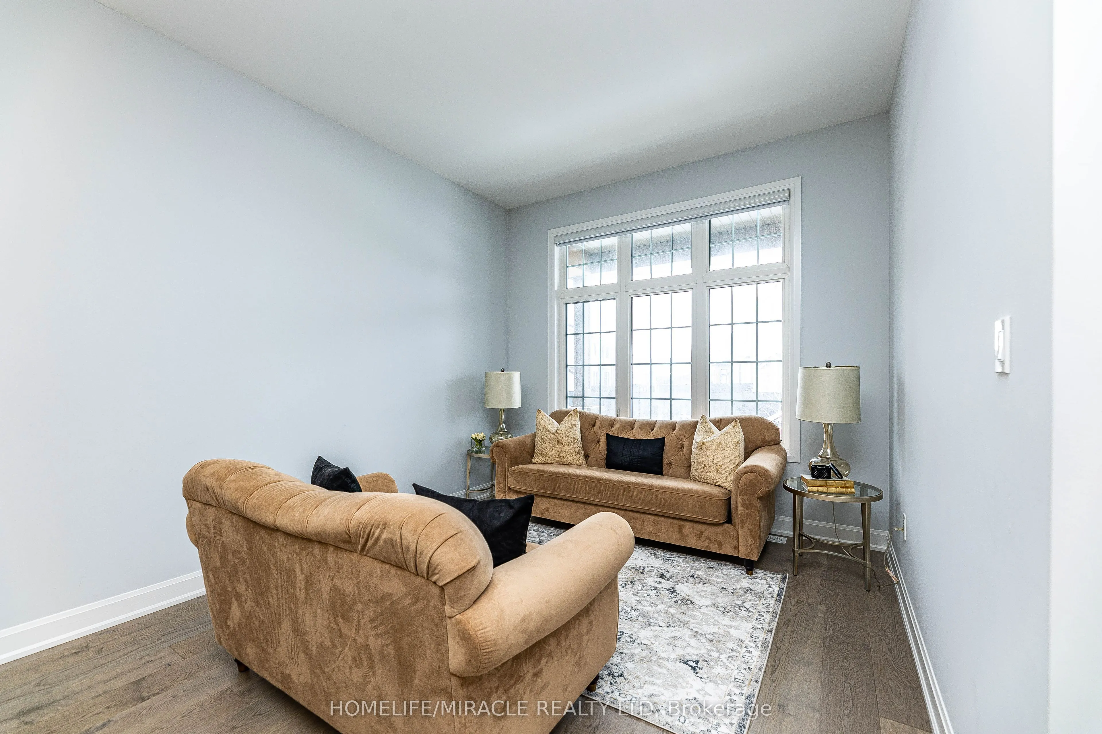 1428 Ford Strathy Crescent
