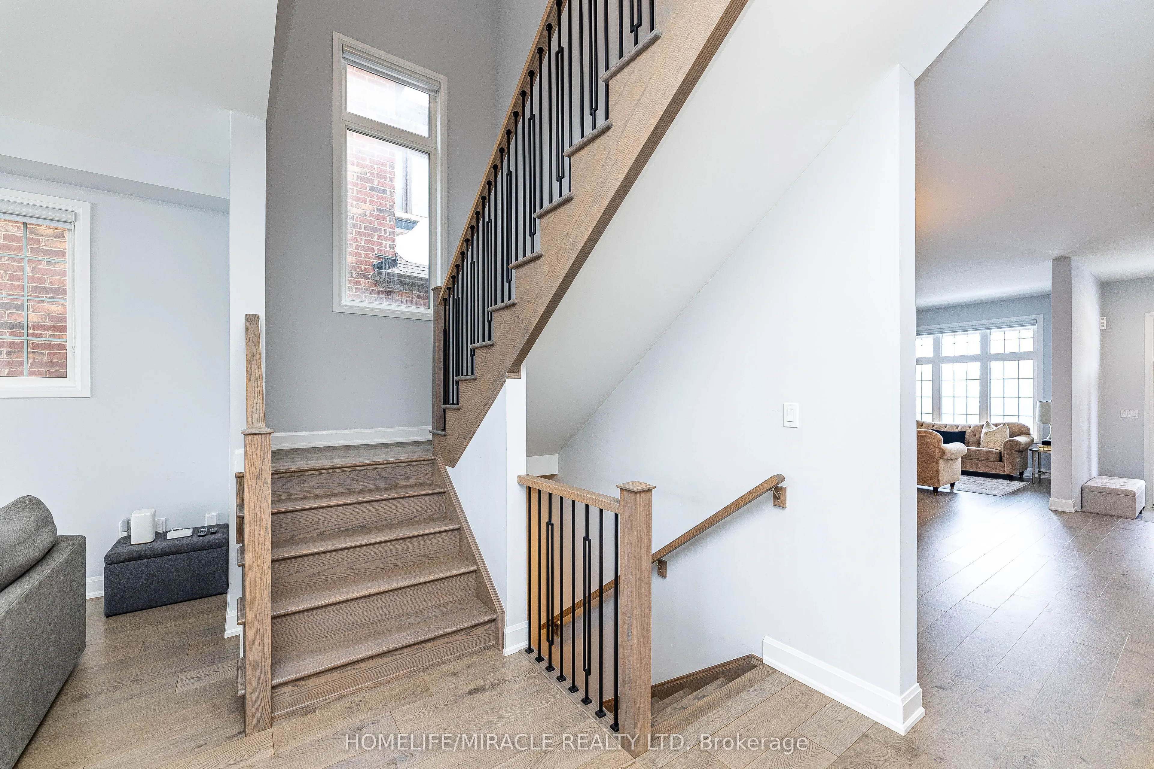 1428 Ford Strathy Crescent