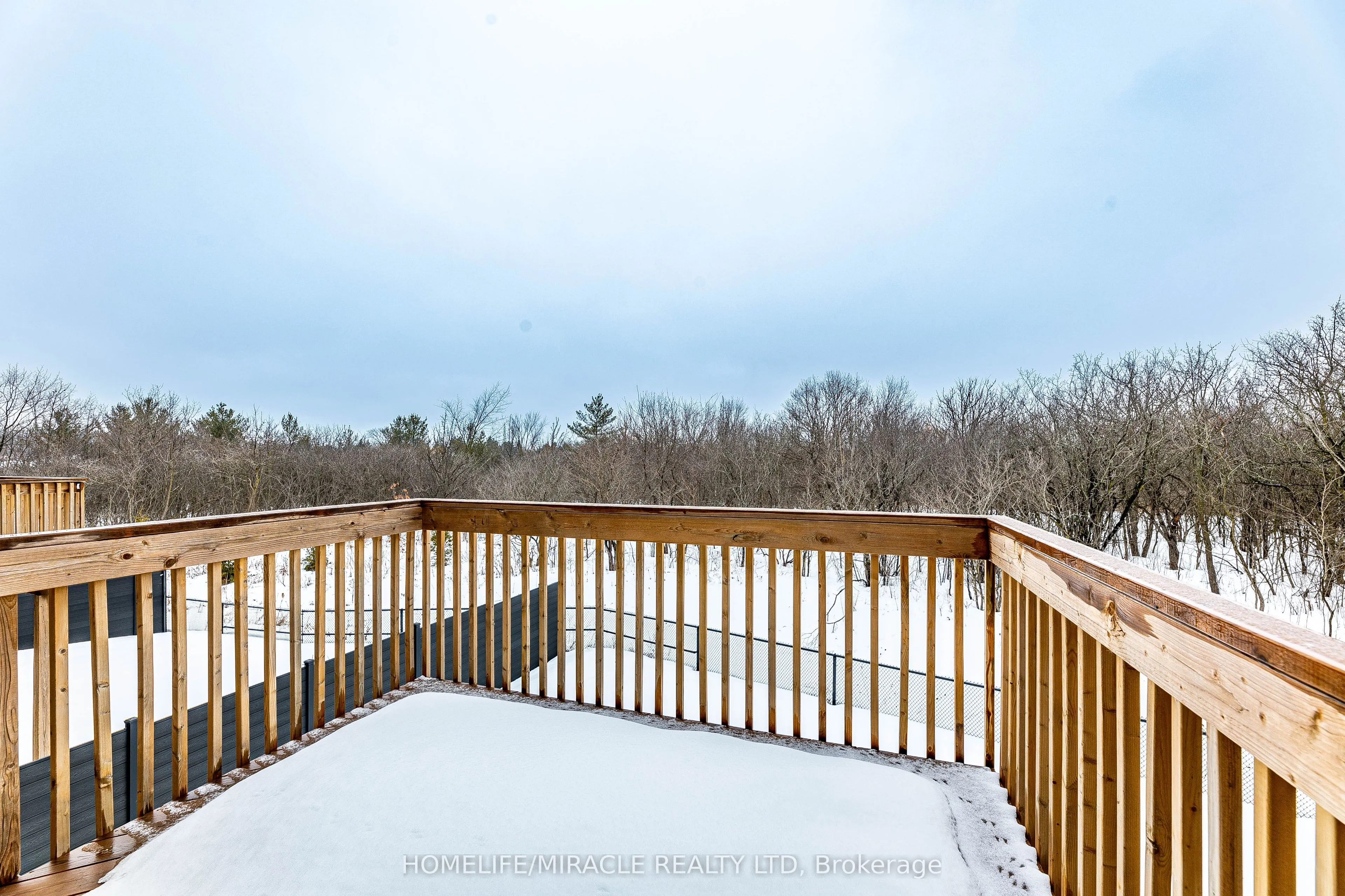 1428 Ford Strathy Crescent
