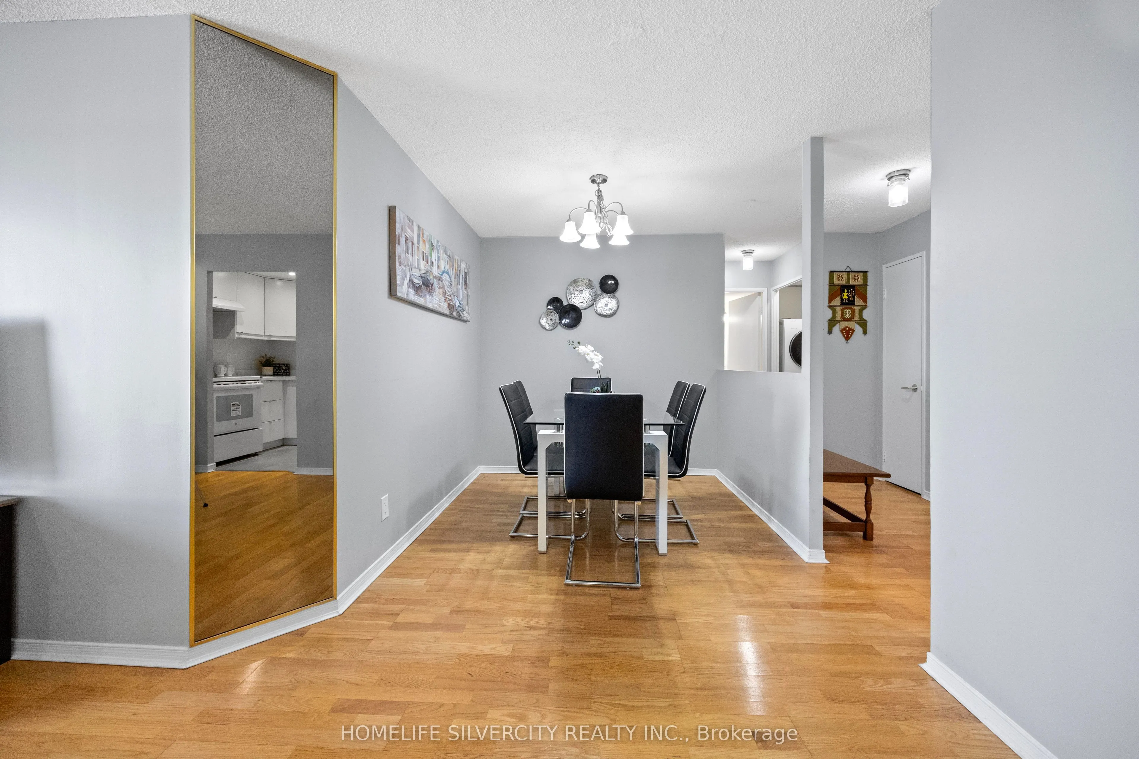 145 Hillcrest Avenue, #913