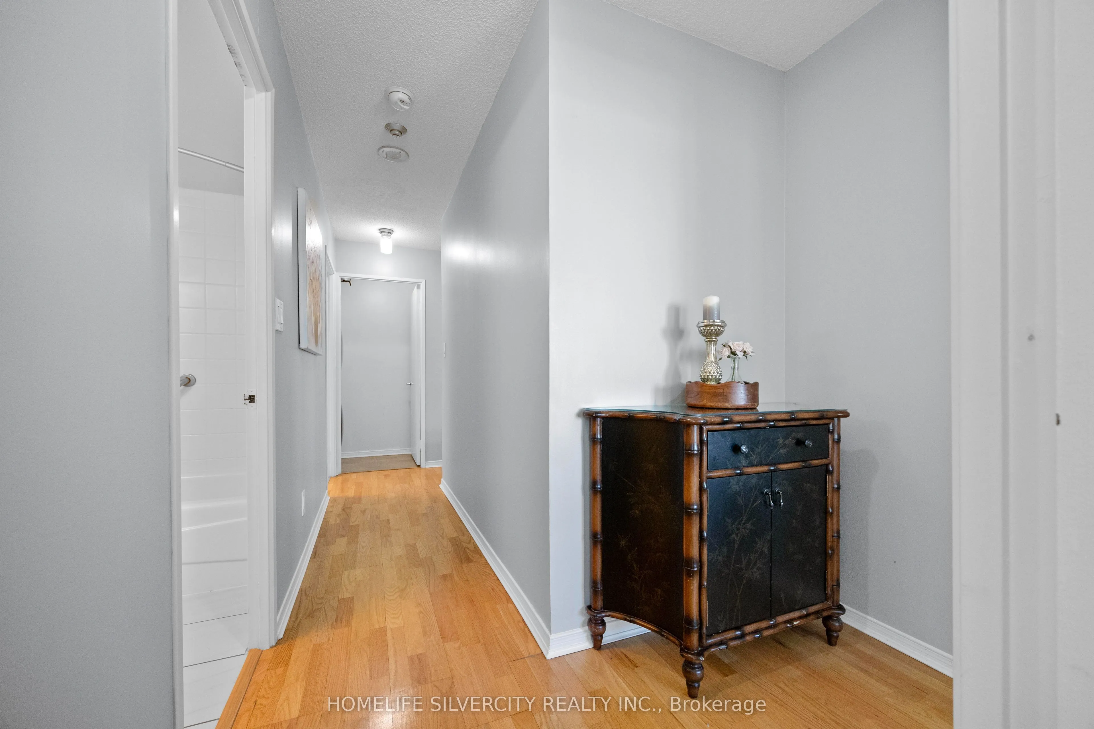 145 Hillcrest Avenue, #913