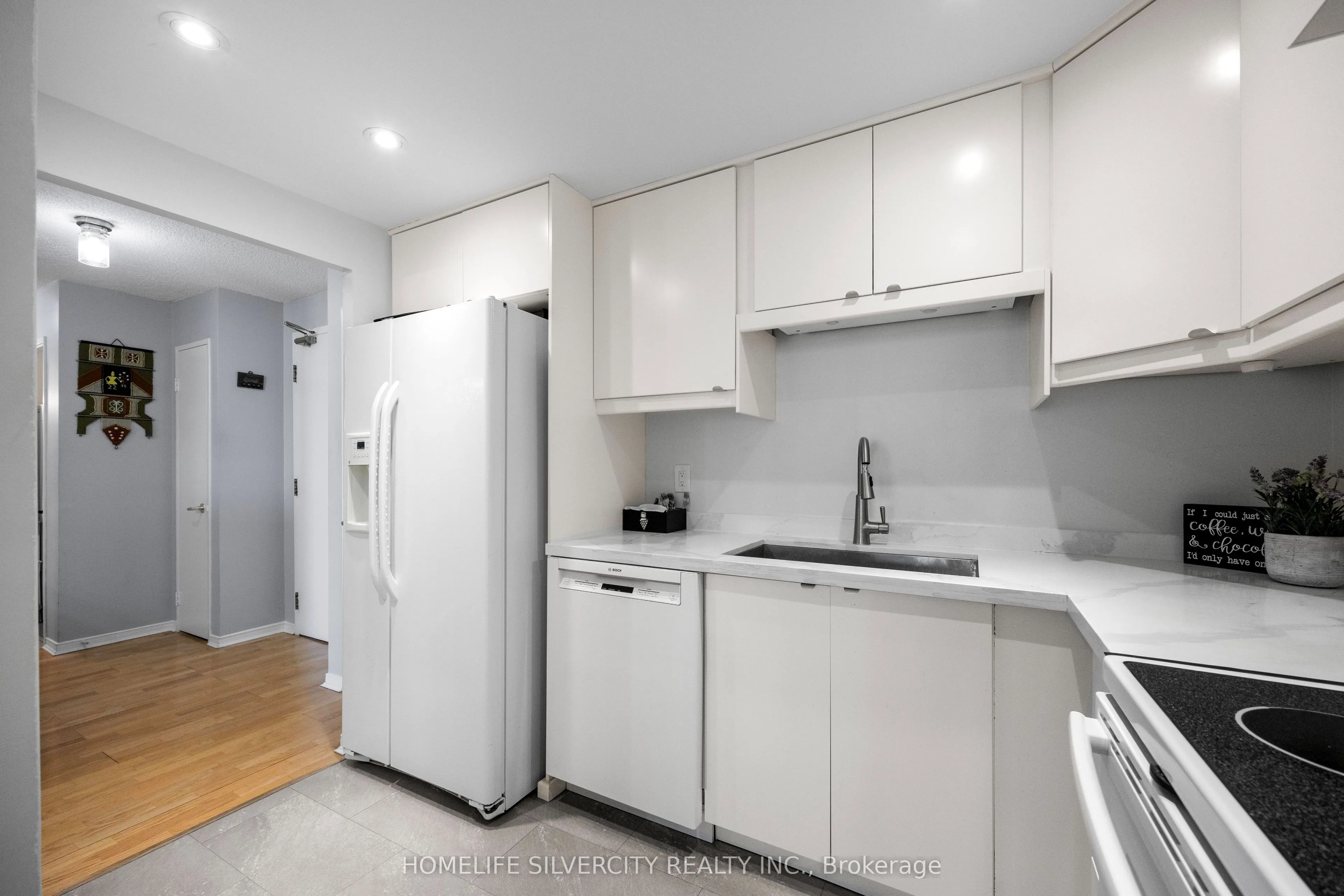 145 Hillcrest Avenue, #913
