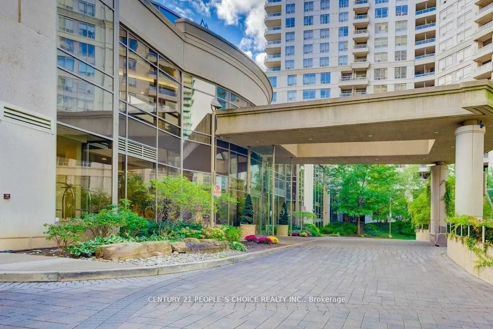 3888 Duke Of York Boulevard, #436