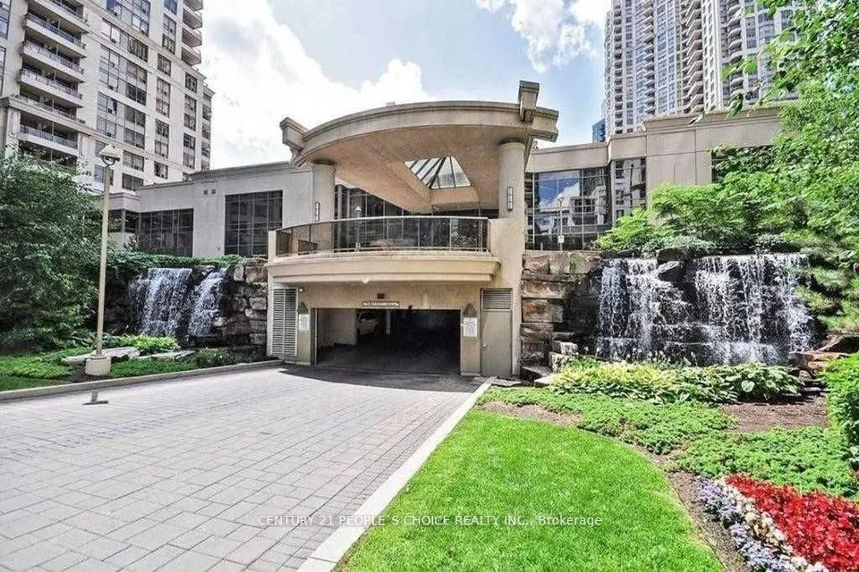 3888 Duke Of York Boulevard, #436