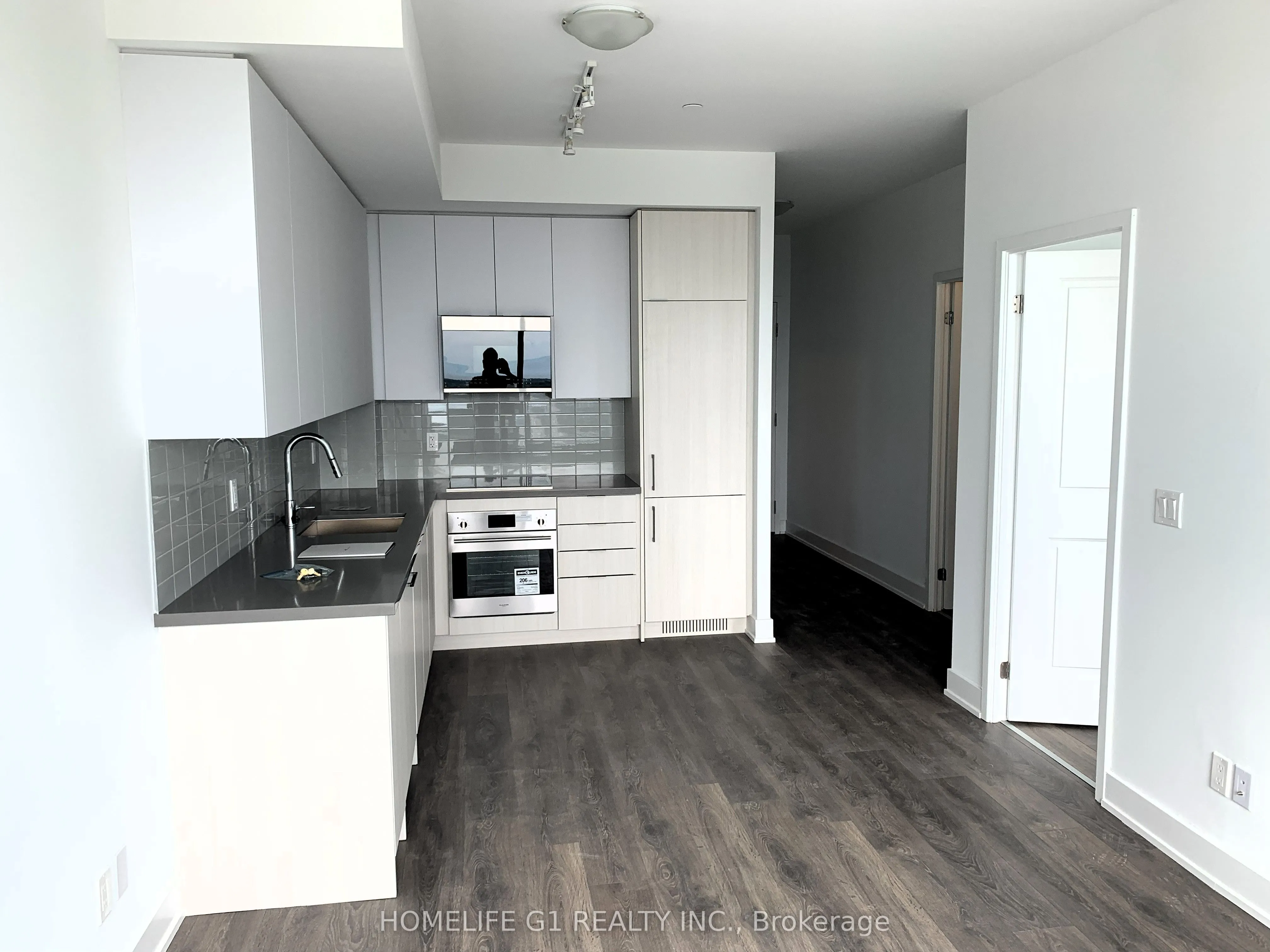 297 Oak Walk Drive, #2501