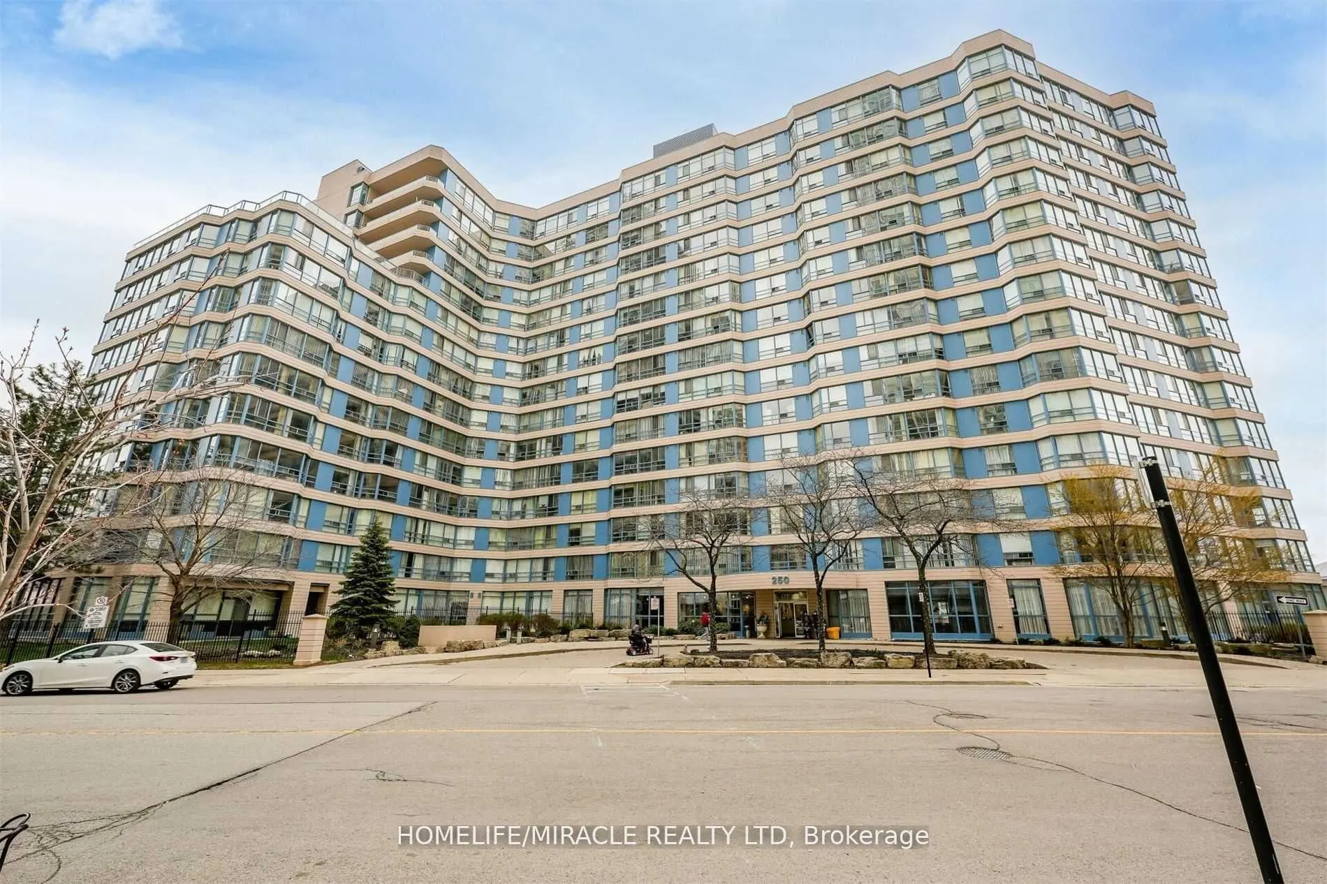 250 Webb Drive, #318