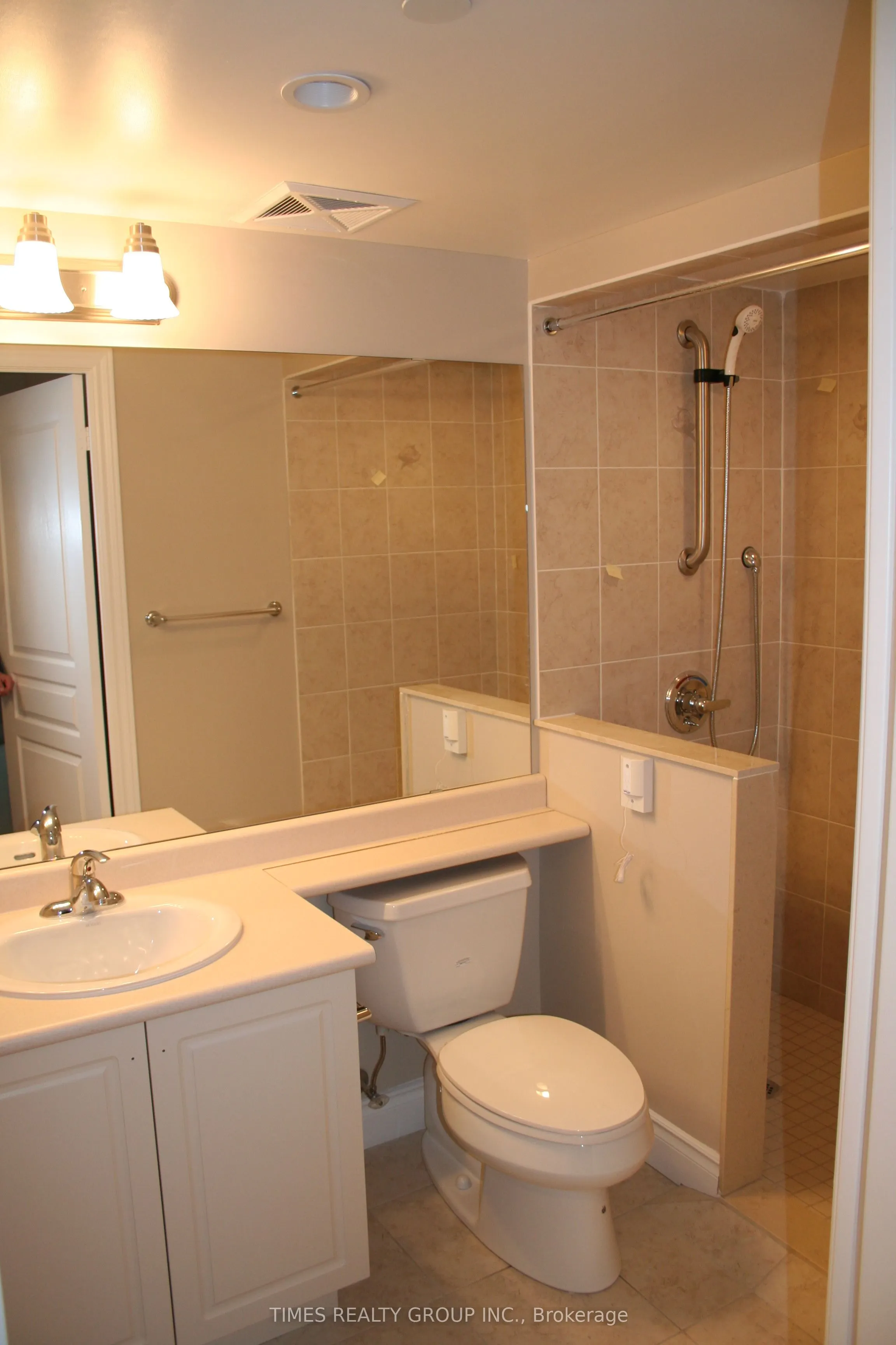 3 Marine Parade Drive, #1705