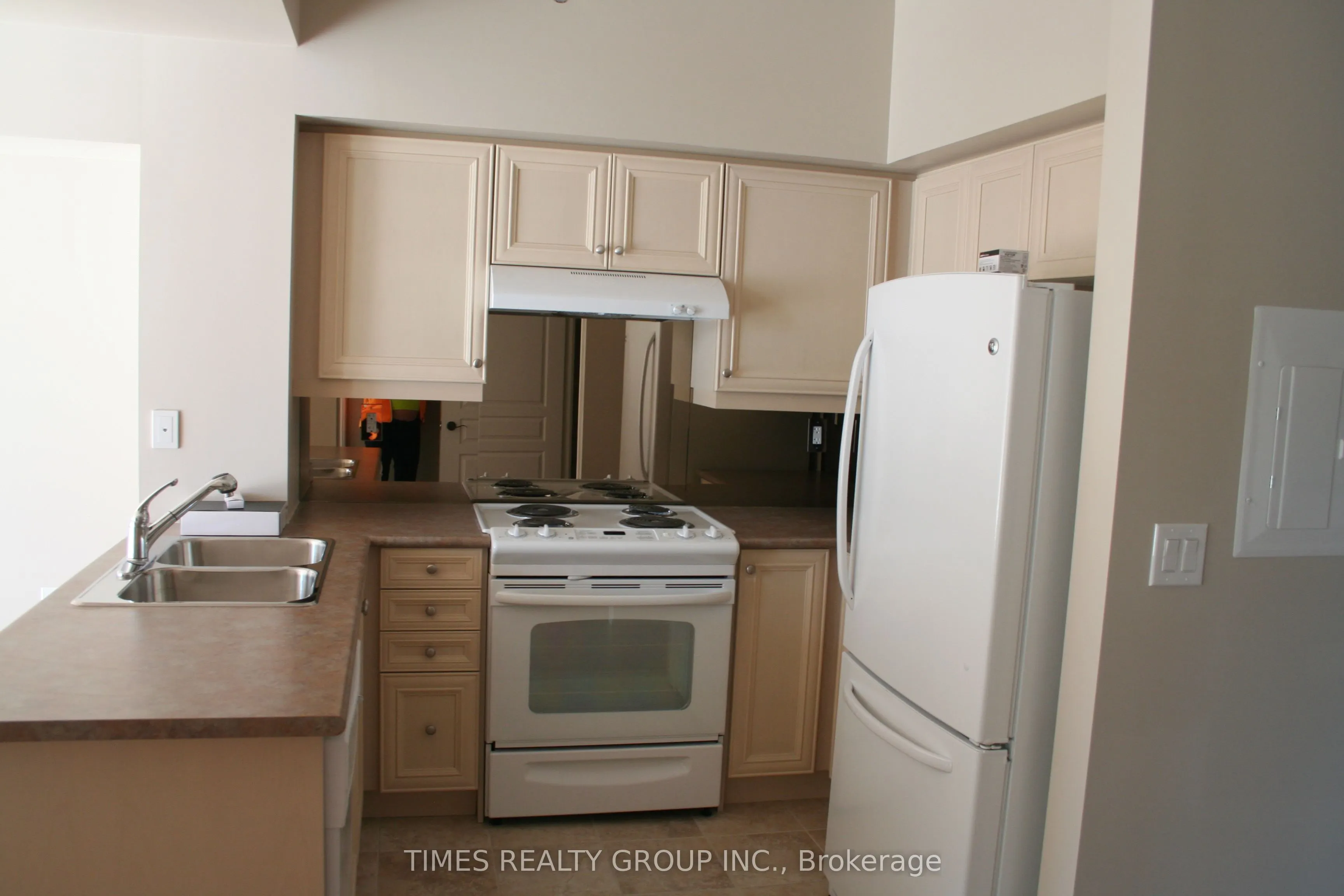 3 Marine Parade Drive, #1705