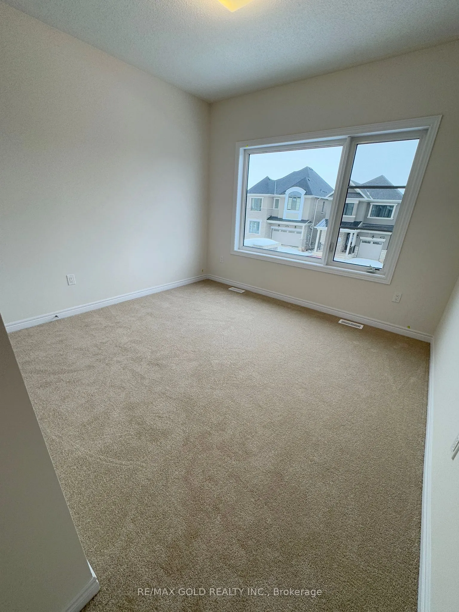 469 Kennedy Circle