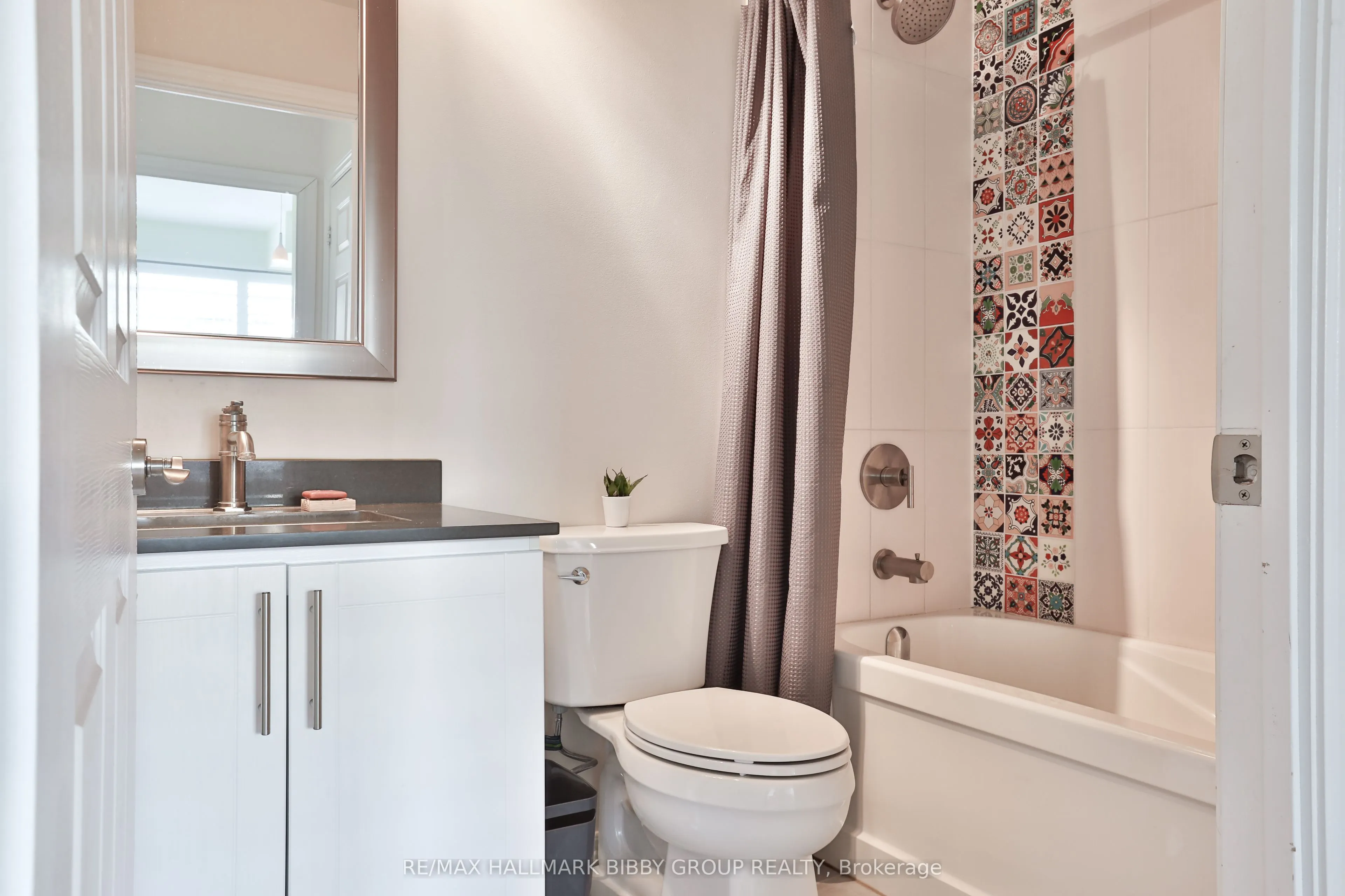 1135 Royal York Road, #814