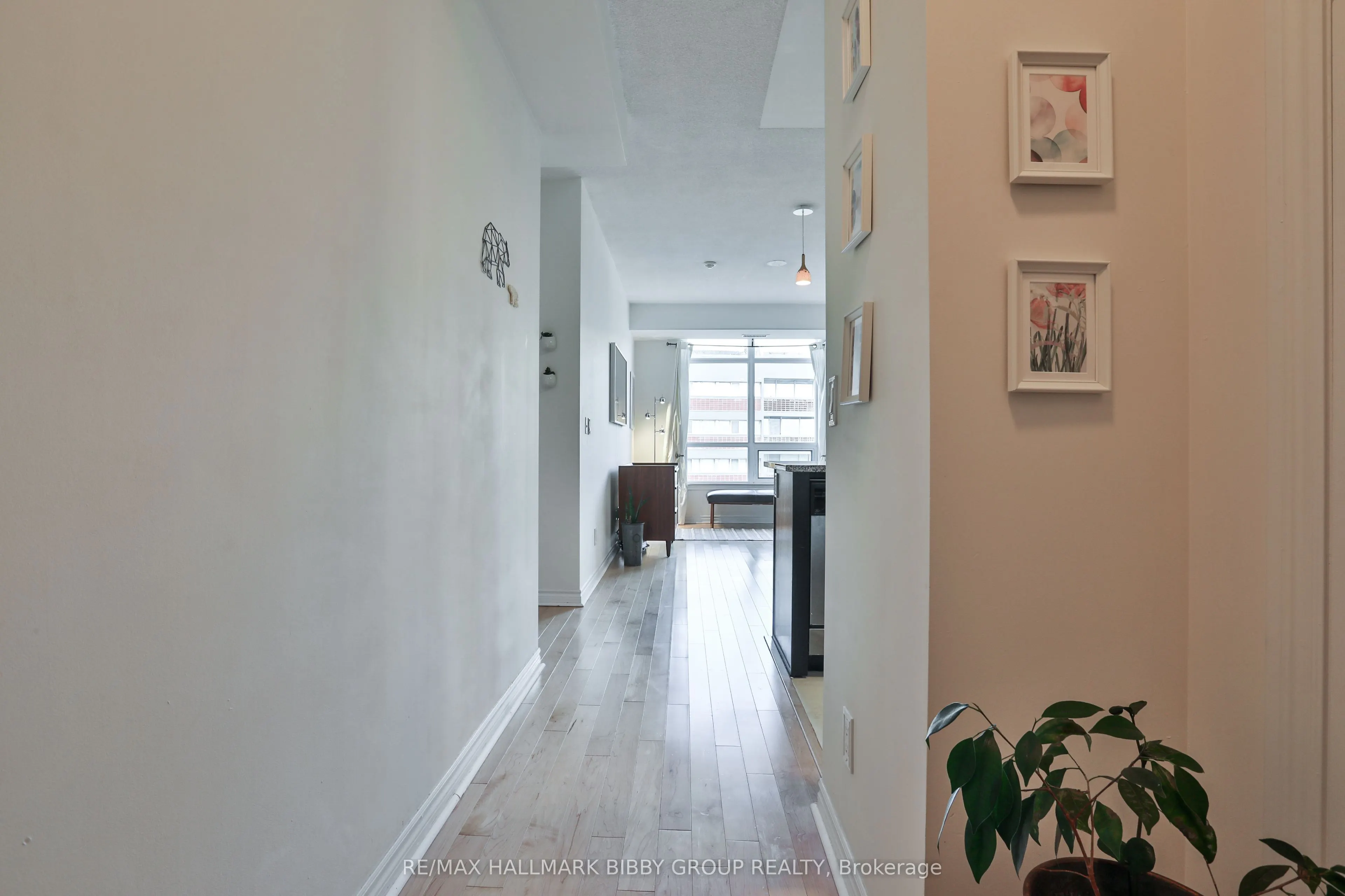 1135 Royal York Road, #814