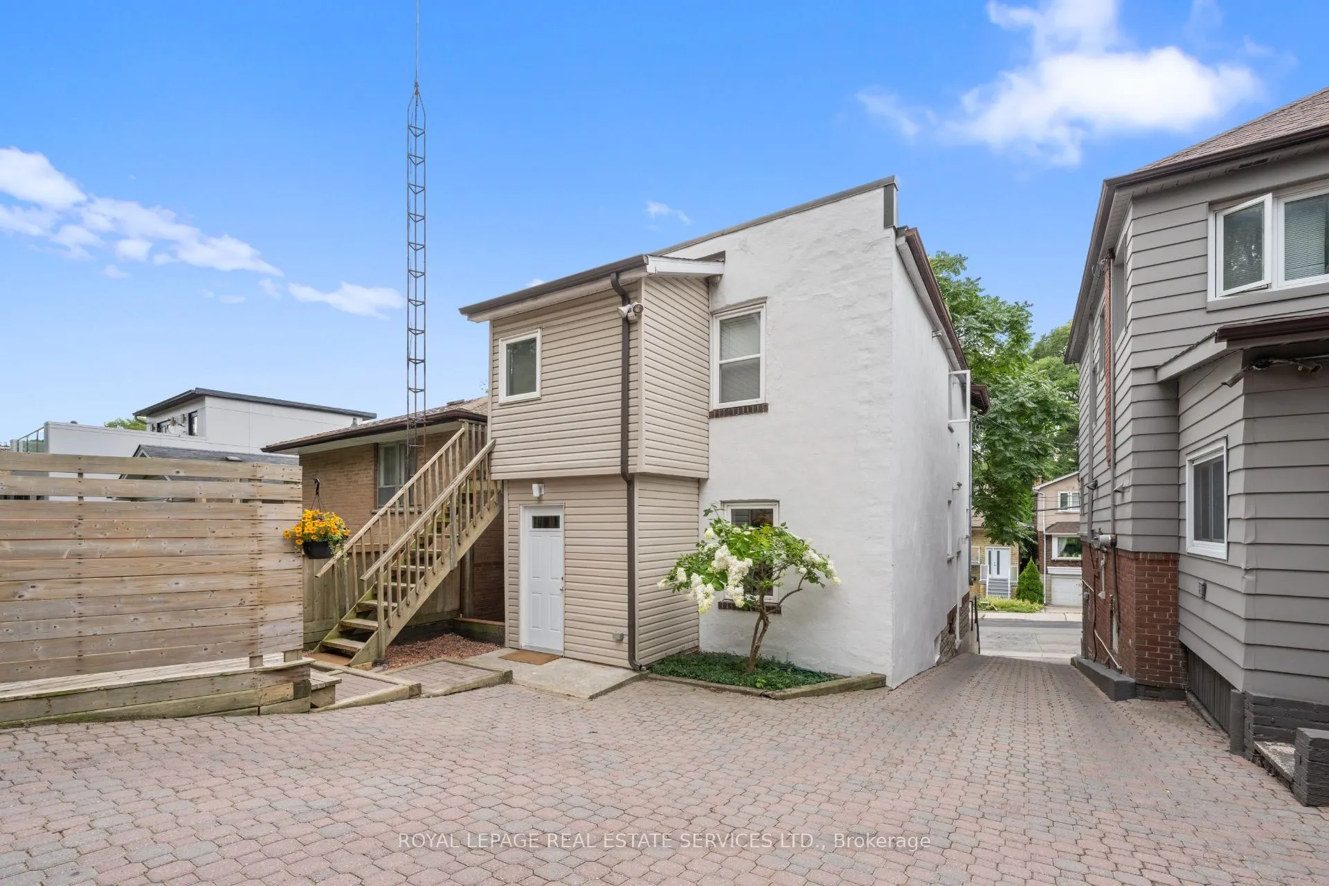 15 Runnymede Road