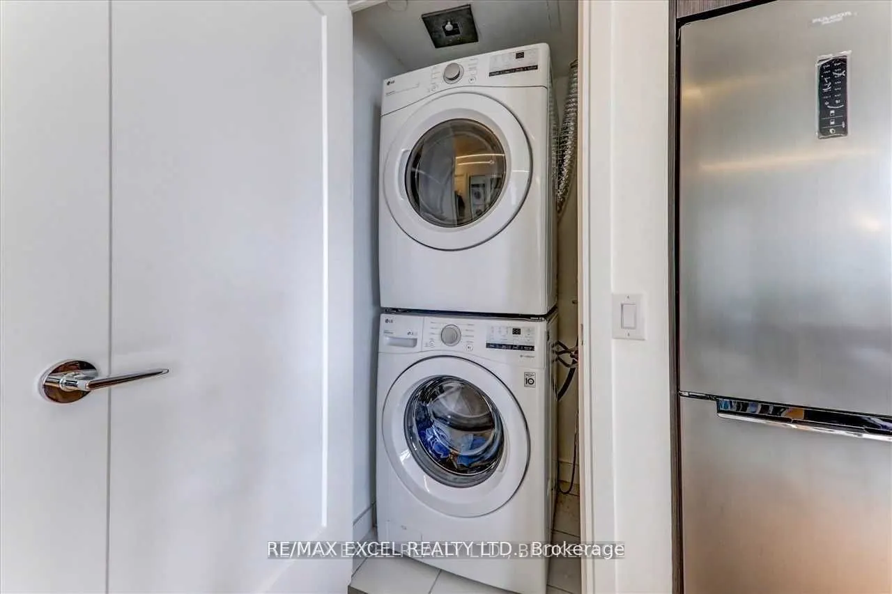 70 Annie Craig Drive, #415