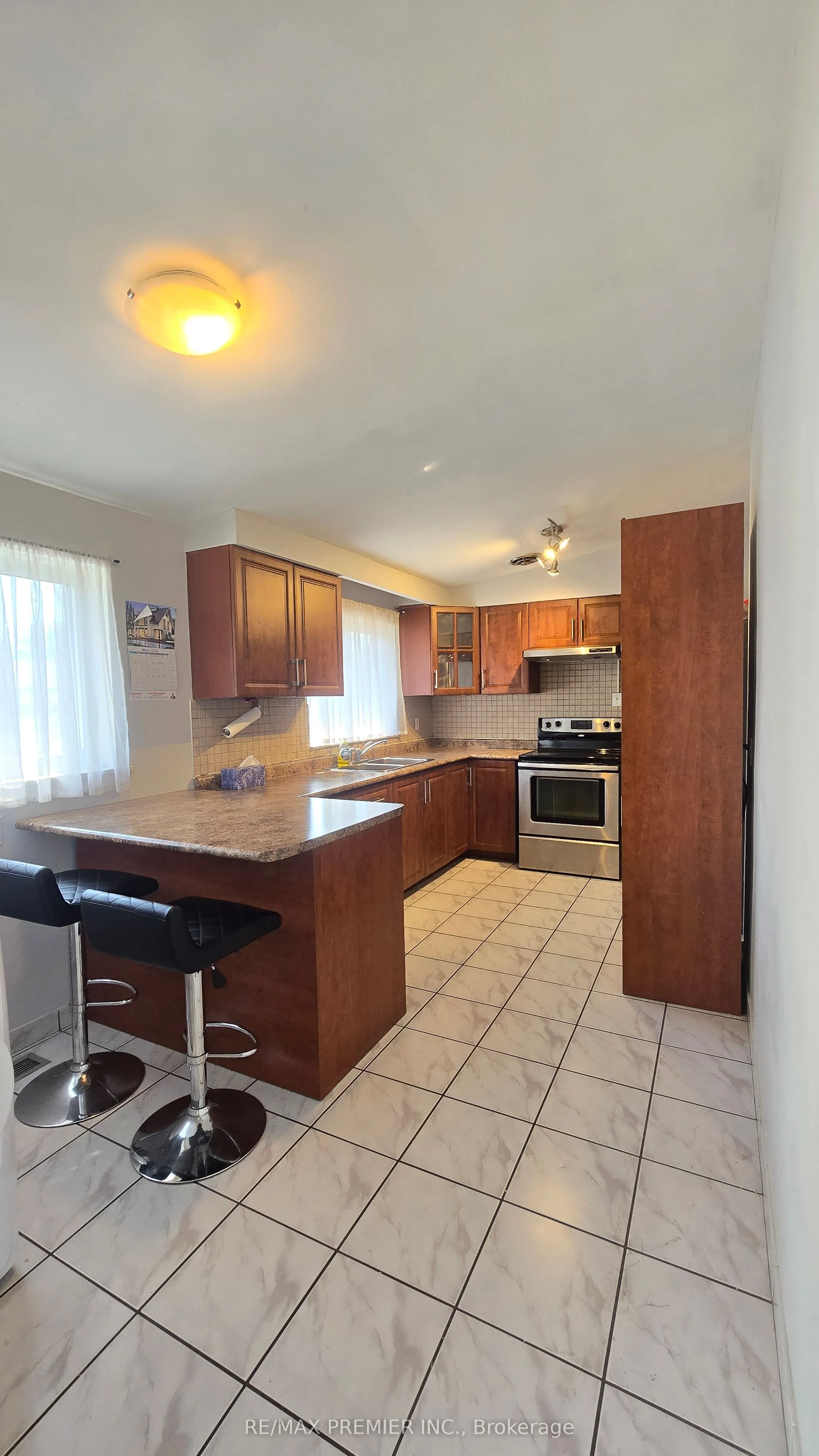 14 Yatescastle Drive