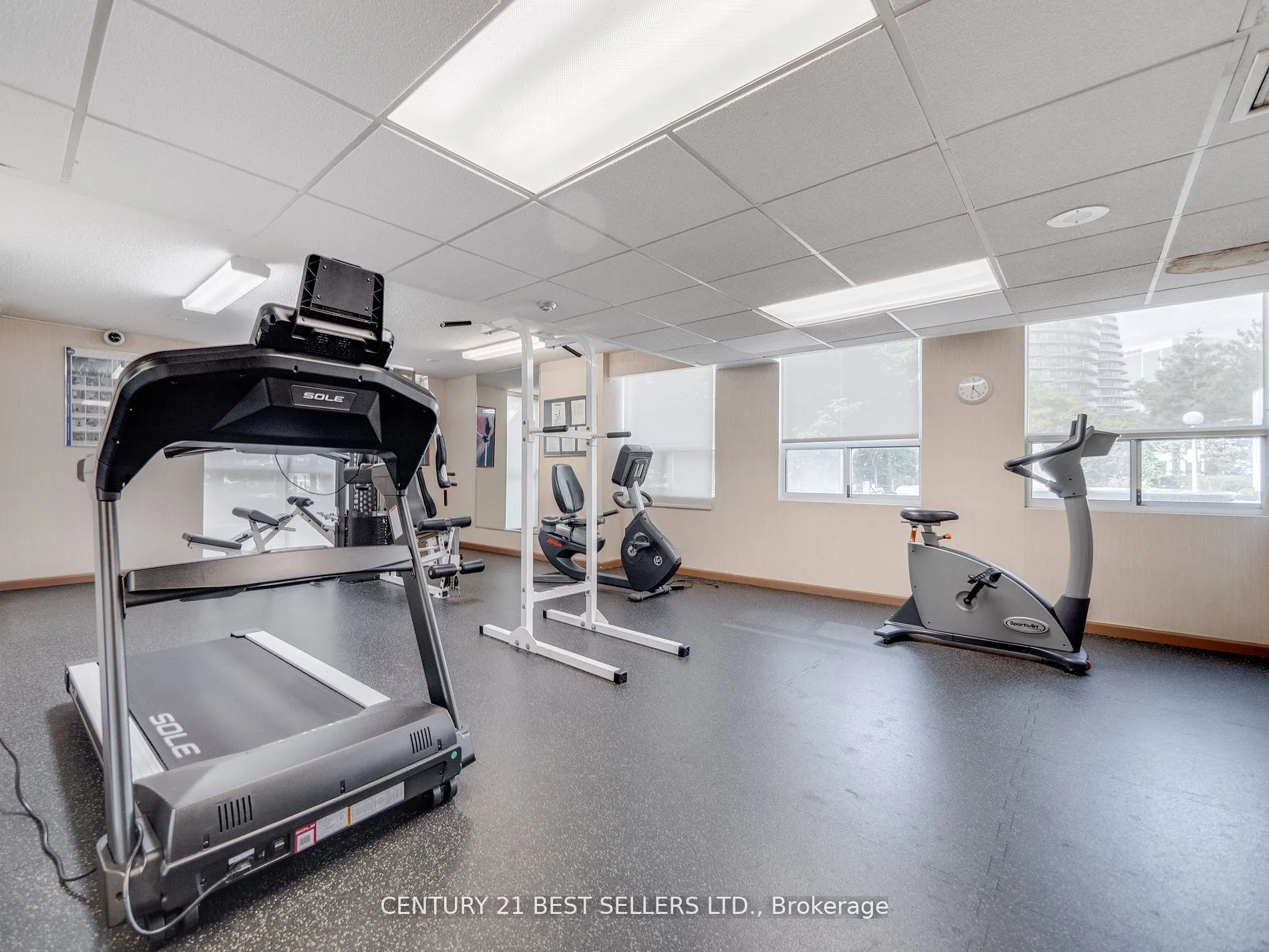 3650 Kaneff Crescent, #601