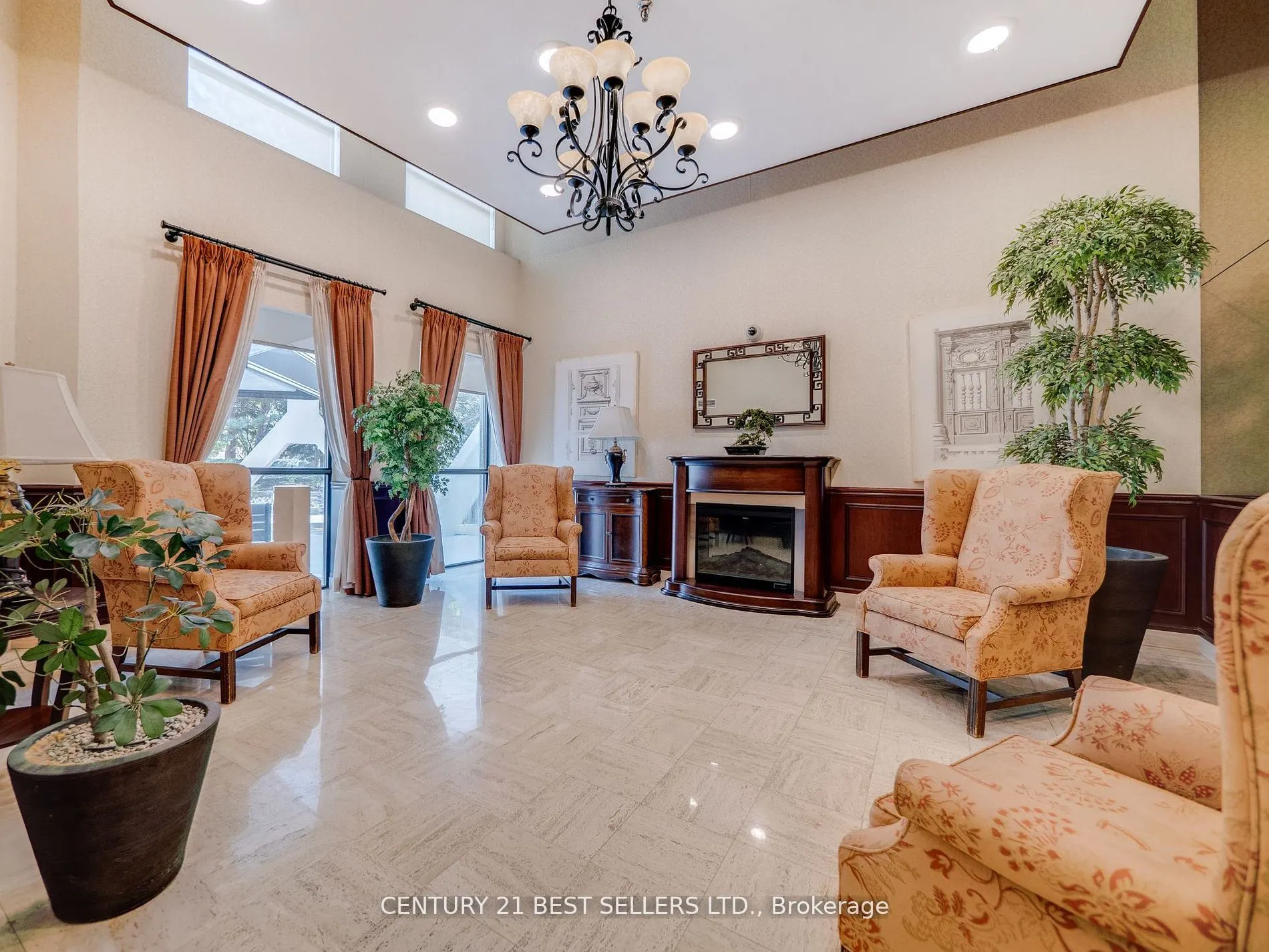 3650 Kaneff Crescent, #601
