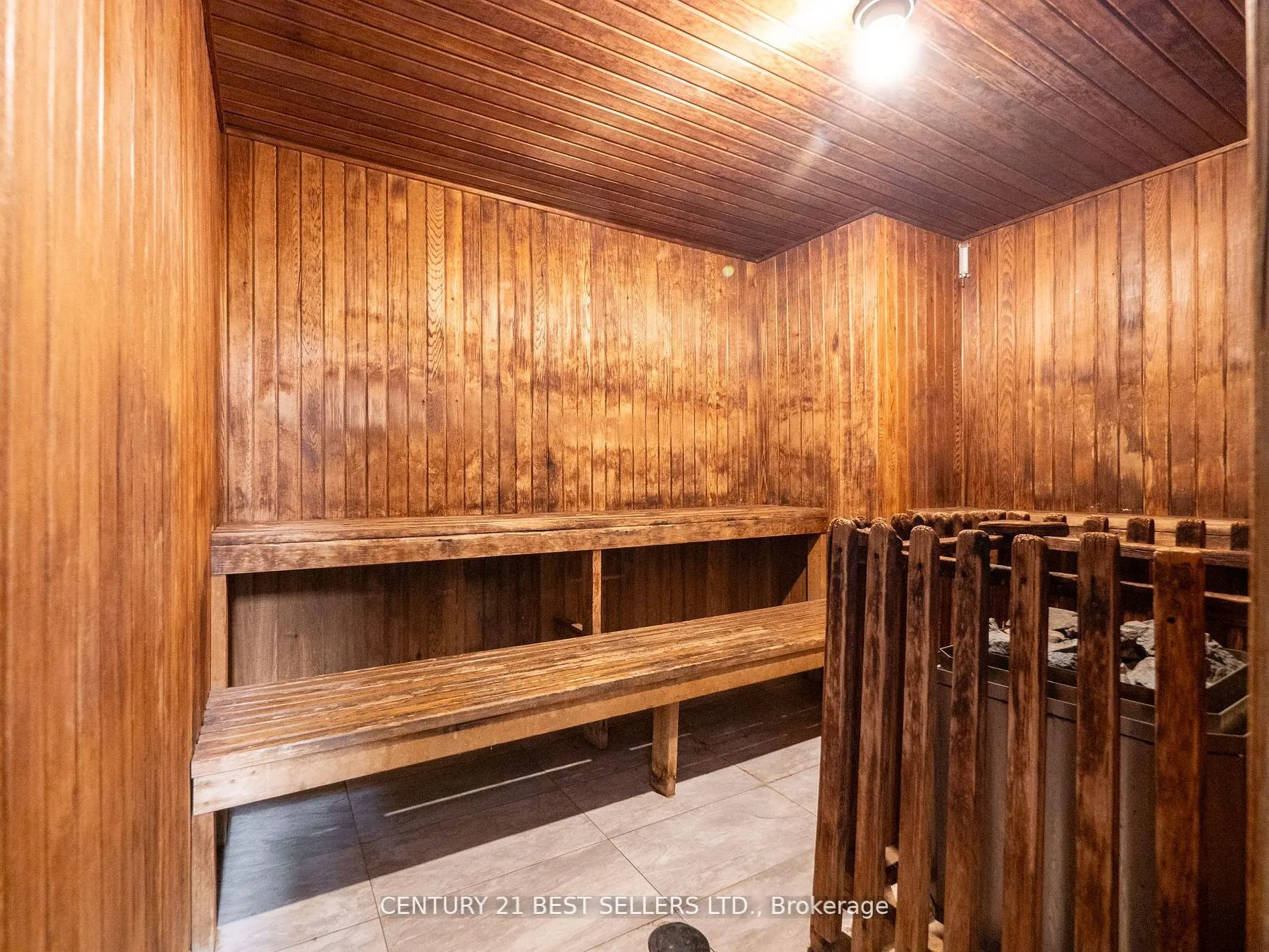 3650 Kaneff Crescent, #601