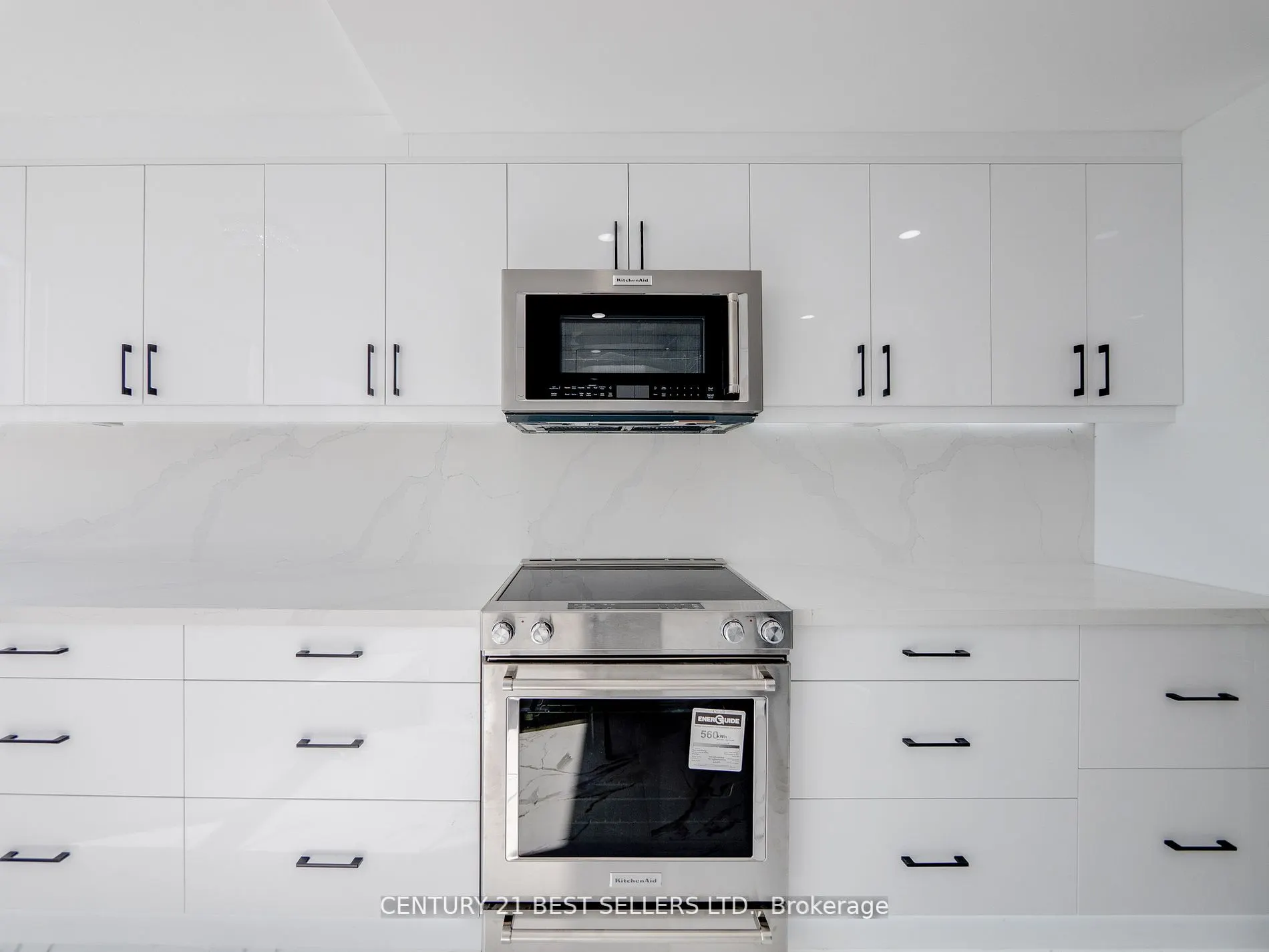 3650 Kaneff Crescent, #601