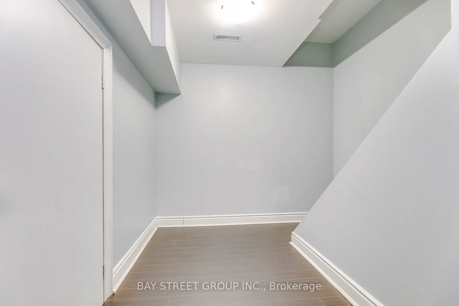 7085 Tamar Mews