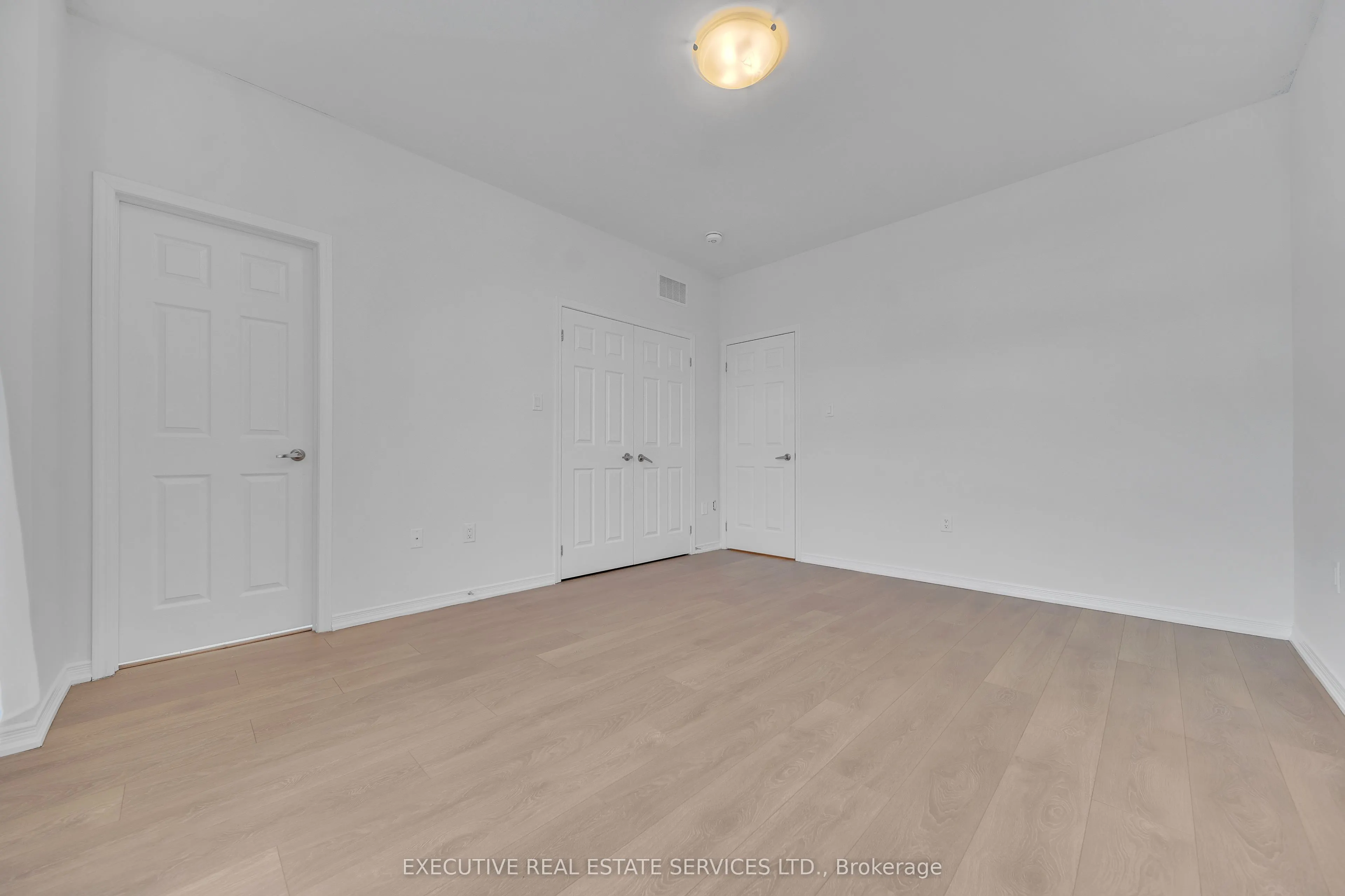 26 Humberwood Boulevard, ##4