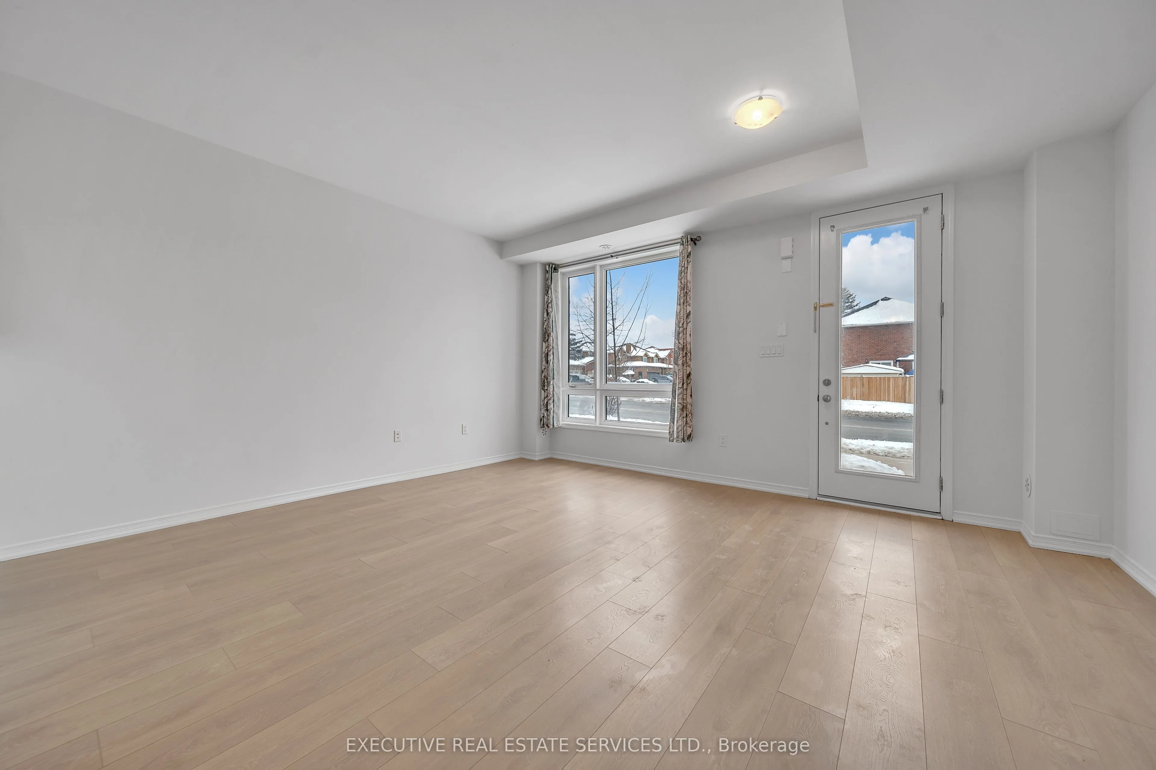 26 Humberwood Boulevard, ##4