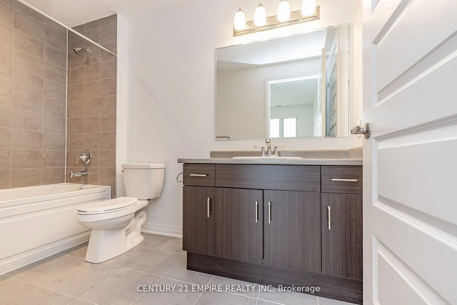 95 Dundas Street W, #503