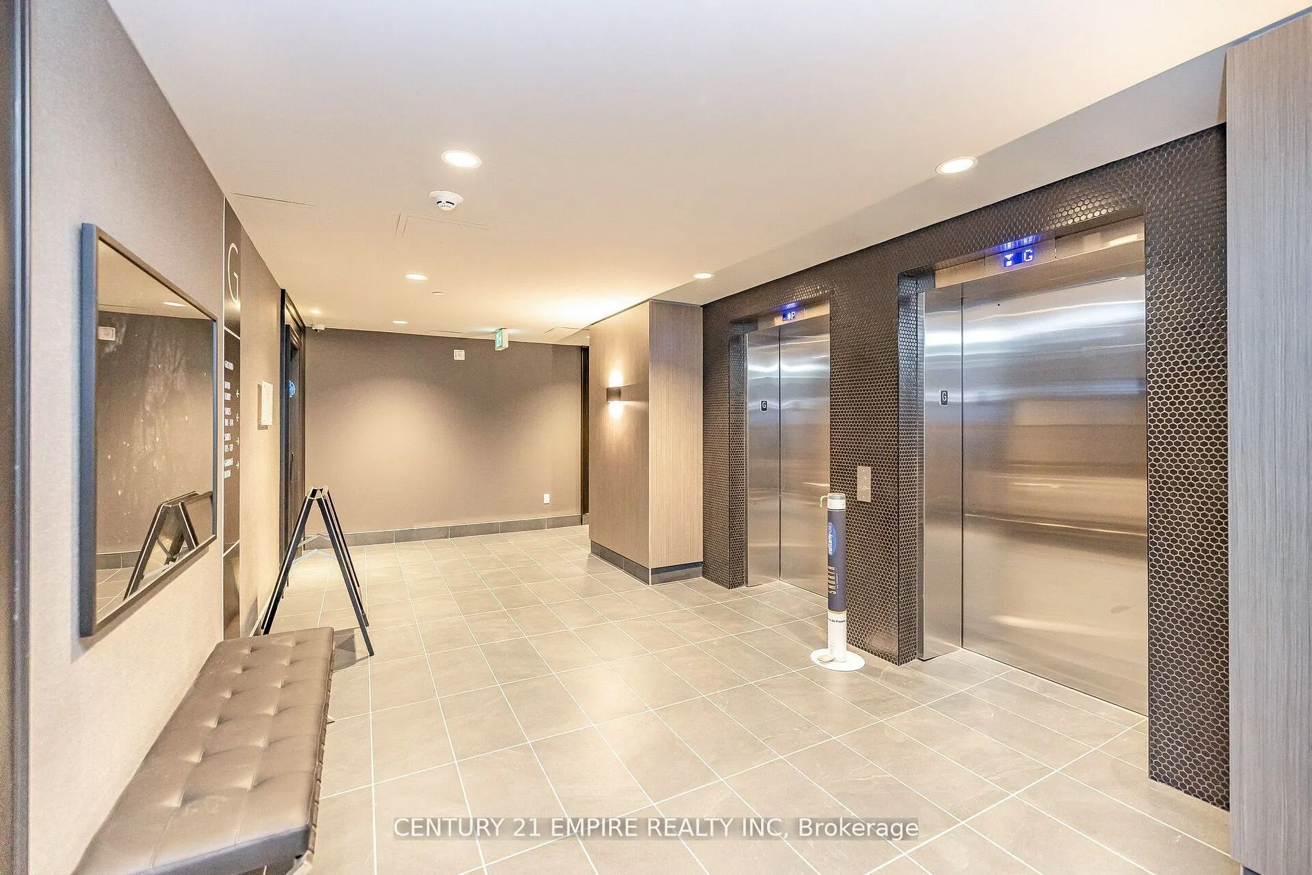 95 Dundas Street W, #503