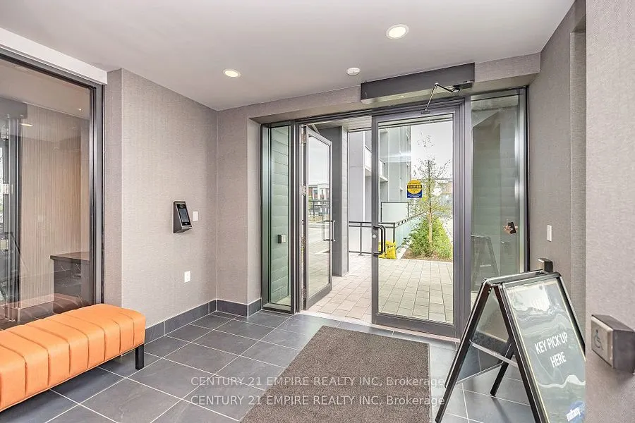 95 Dundas Street W, #503