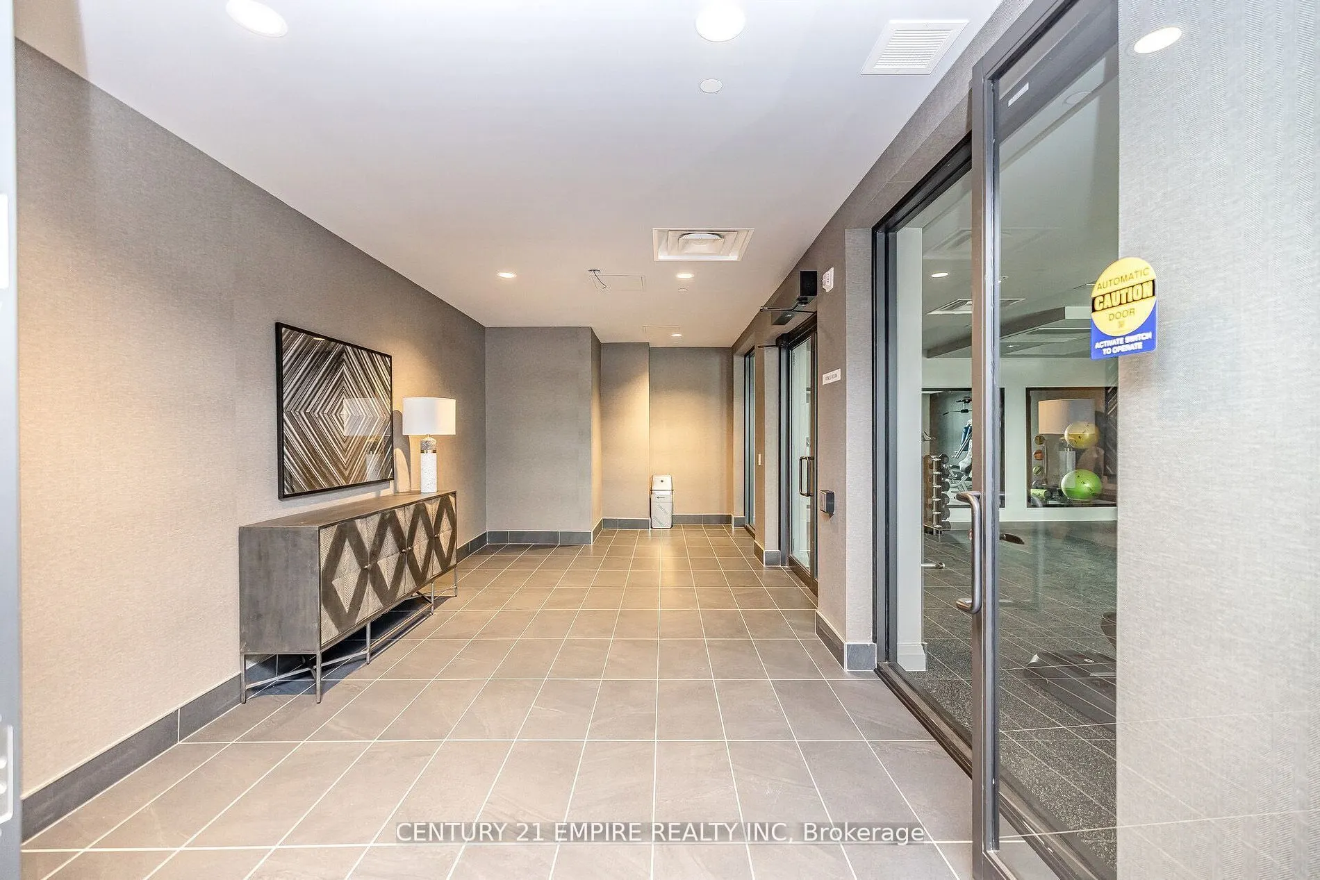 95 Dundas Street W, #503