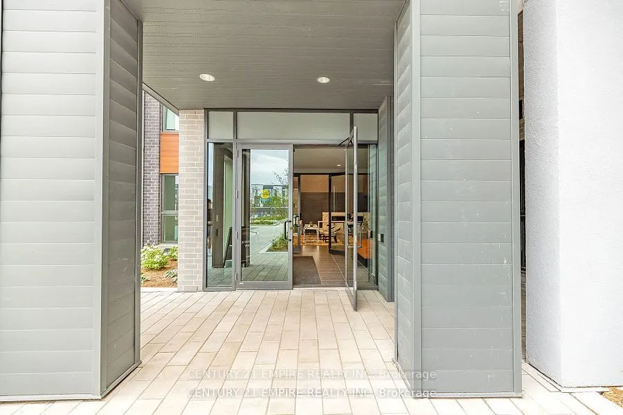 95 Dundas Street W, #503