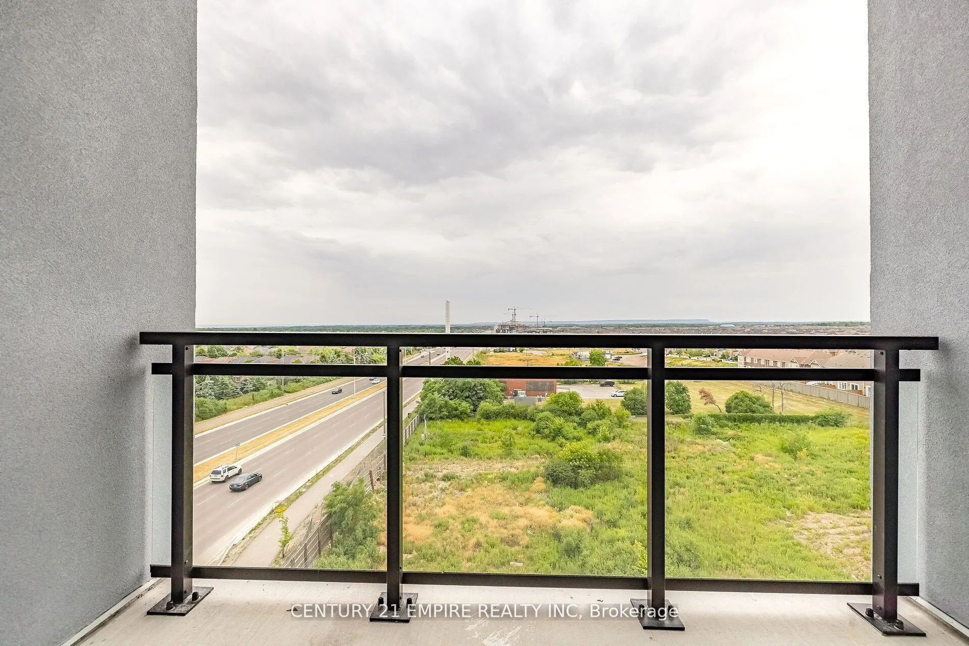 95 Dundas Street W, #503