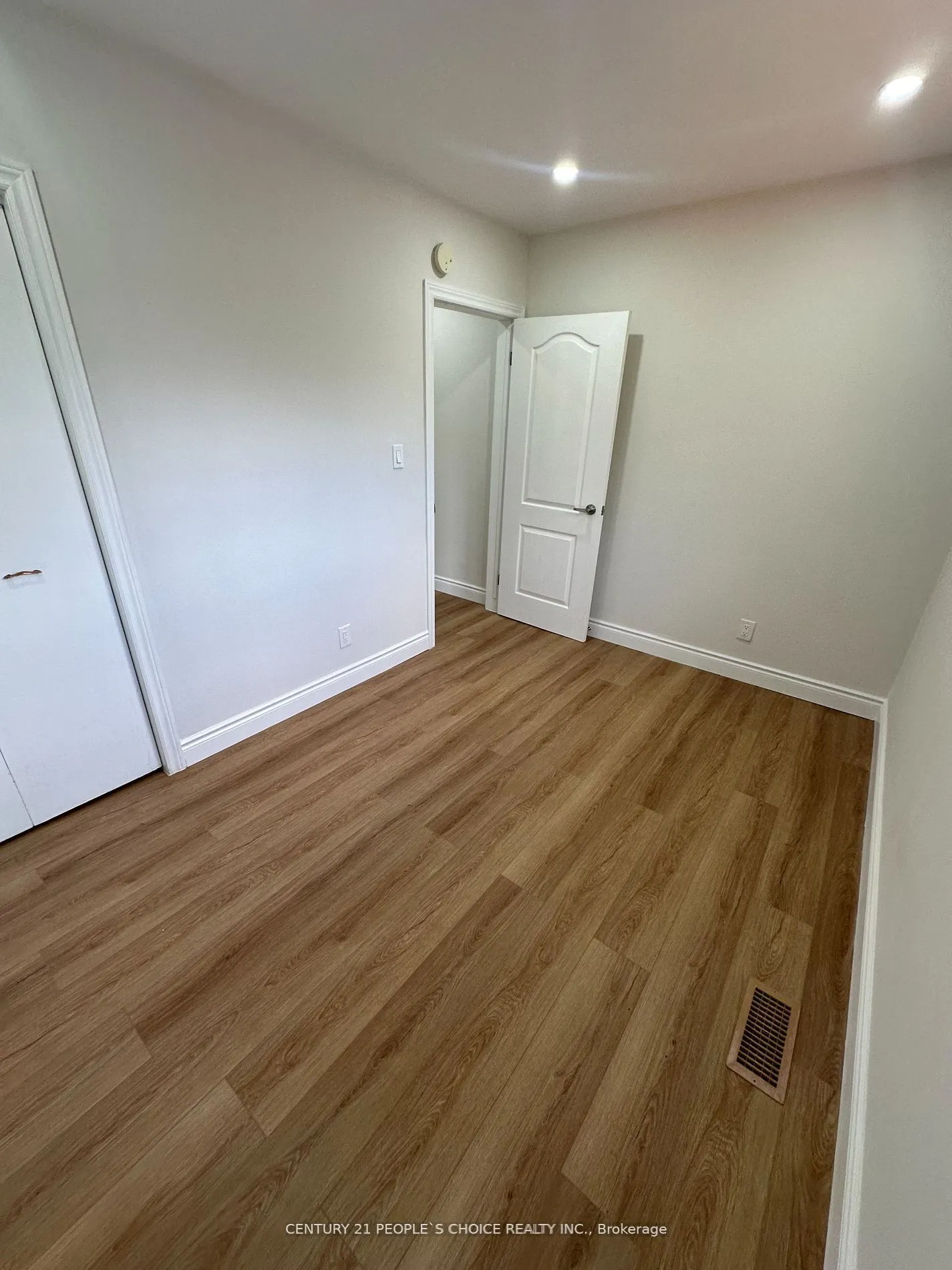 608 Thornwood Avenue