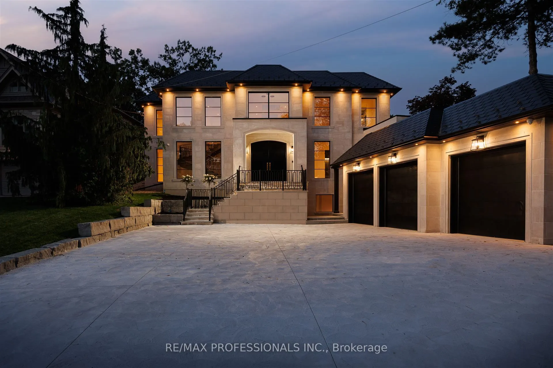 15 Edenbrook Hill