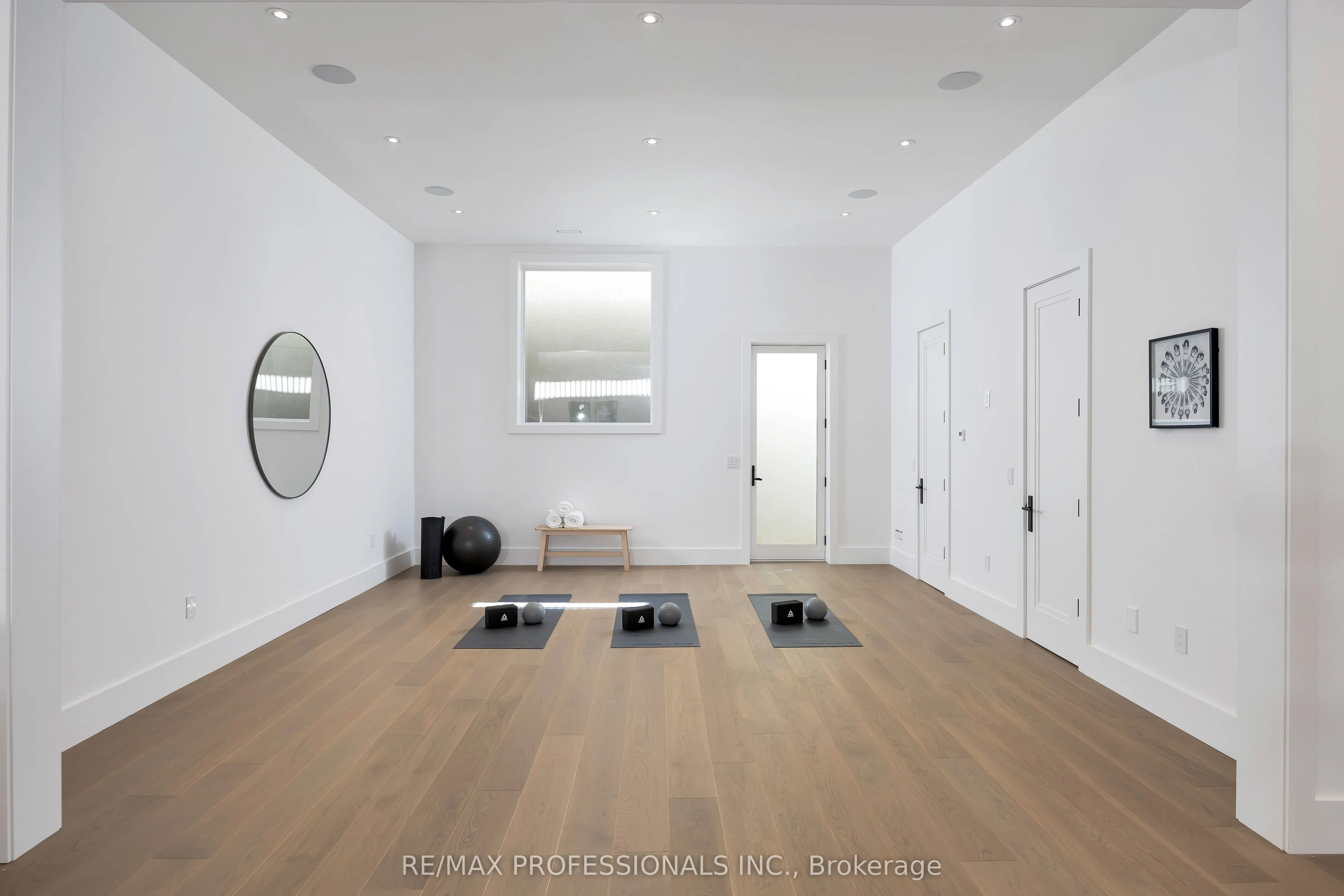 15 Edenbrook Hill