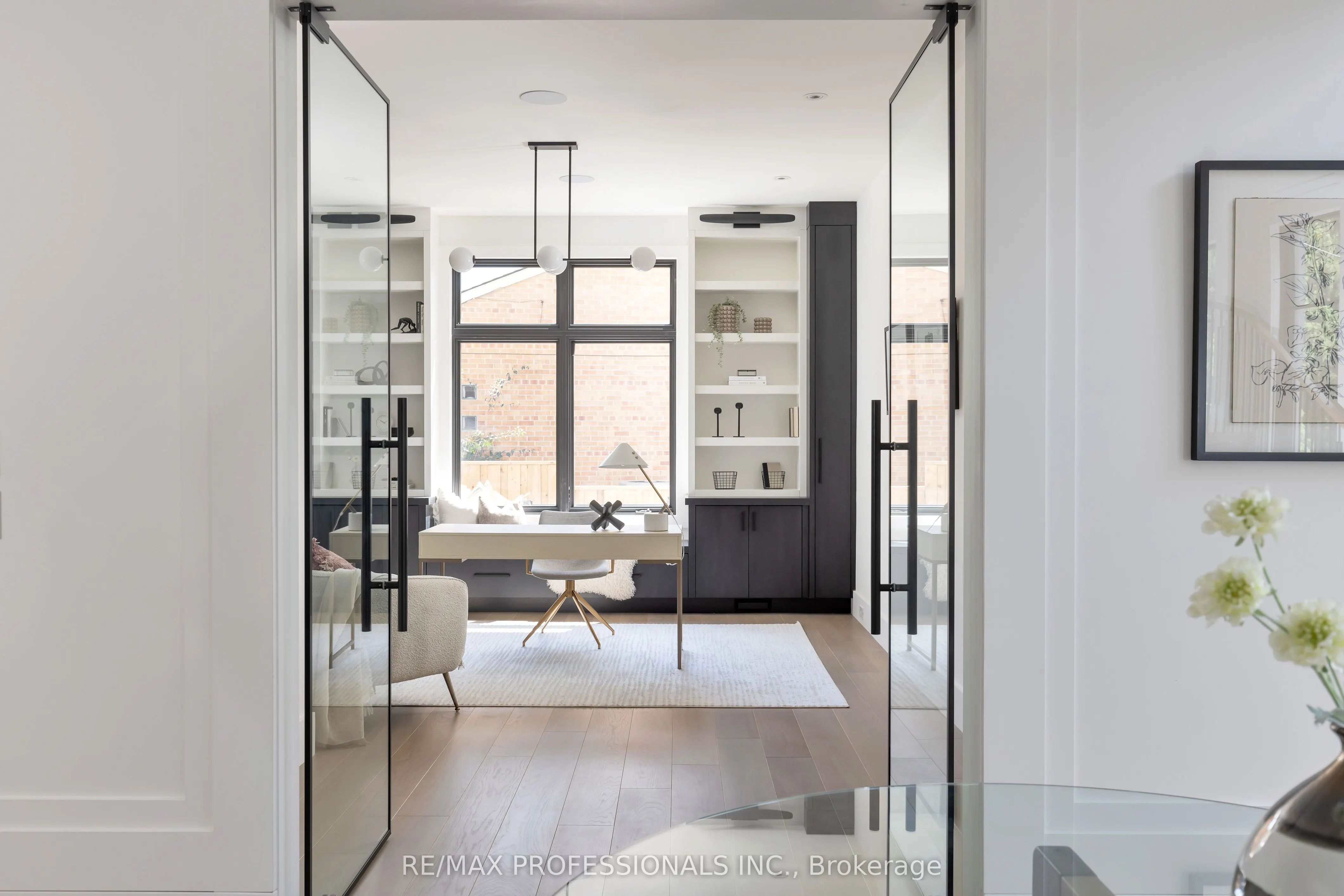 15 Edenbrook Hill