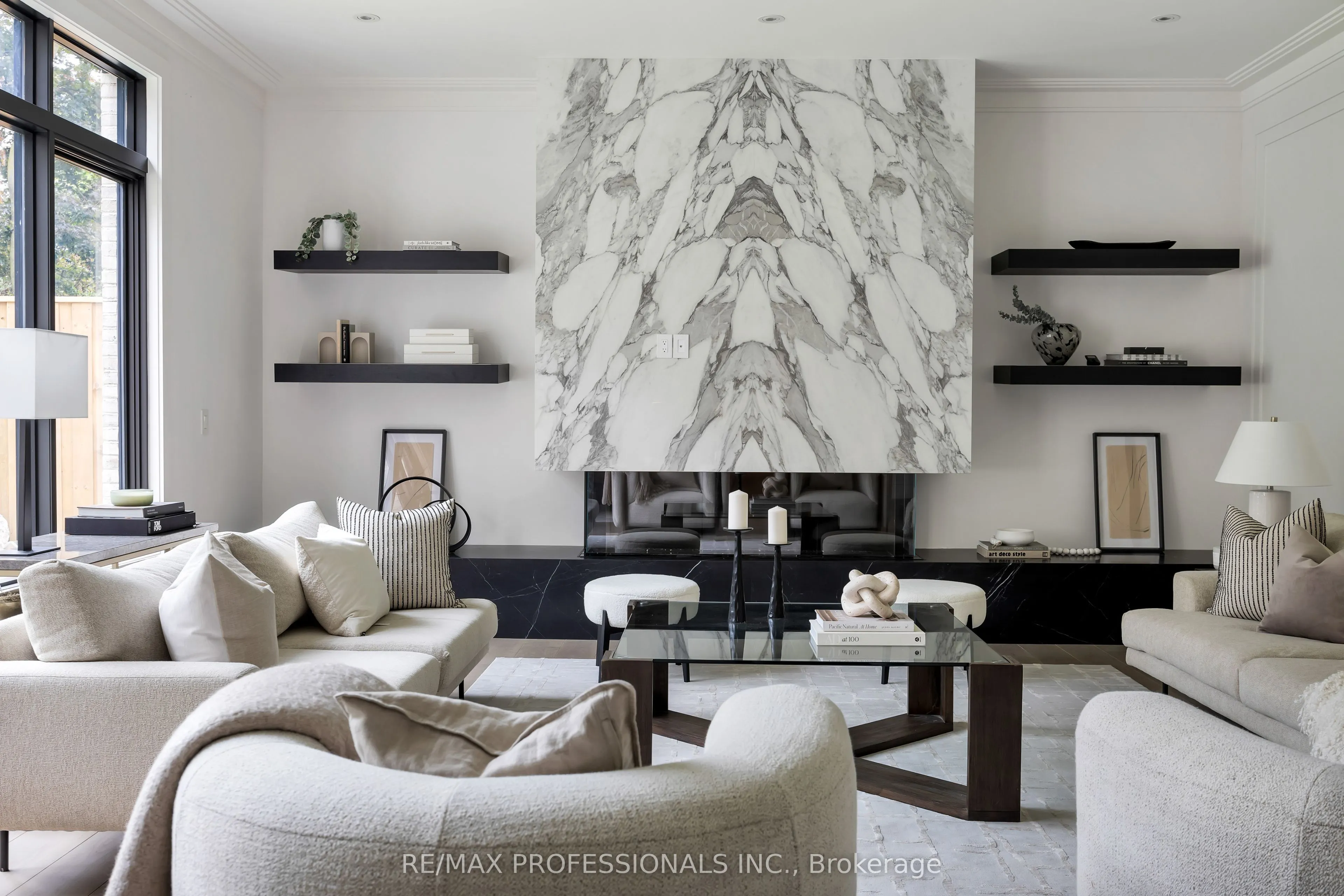 15 Edenbrook Hill