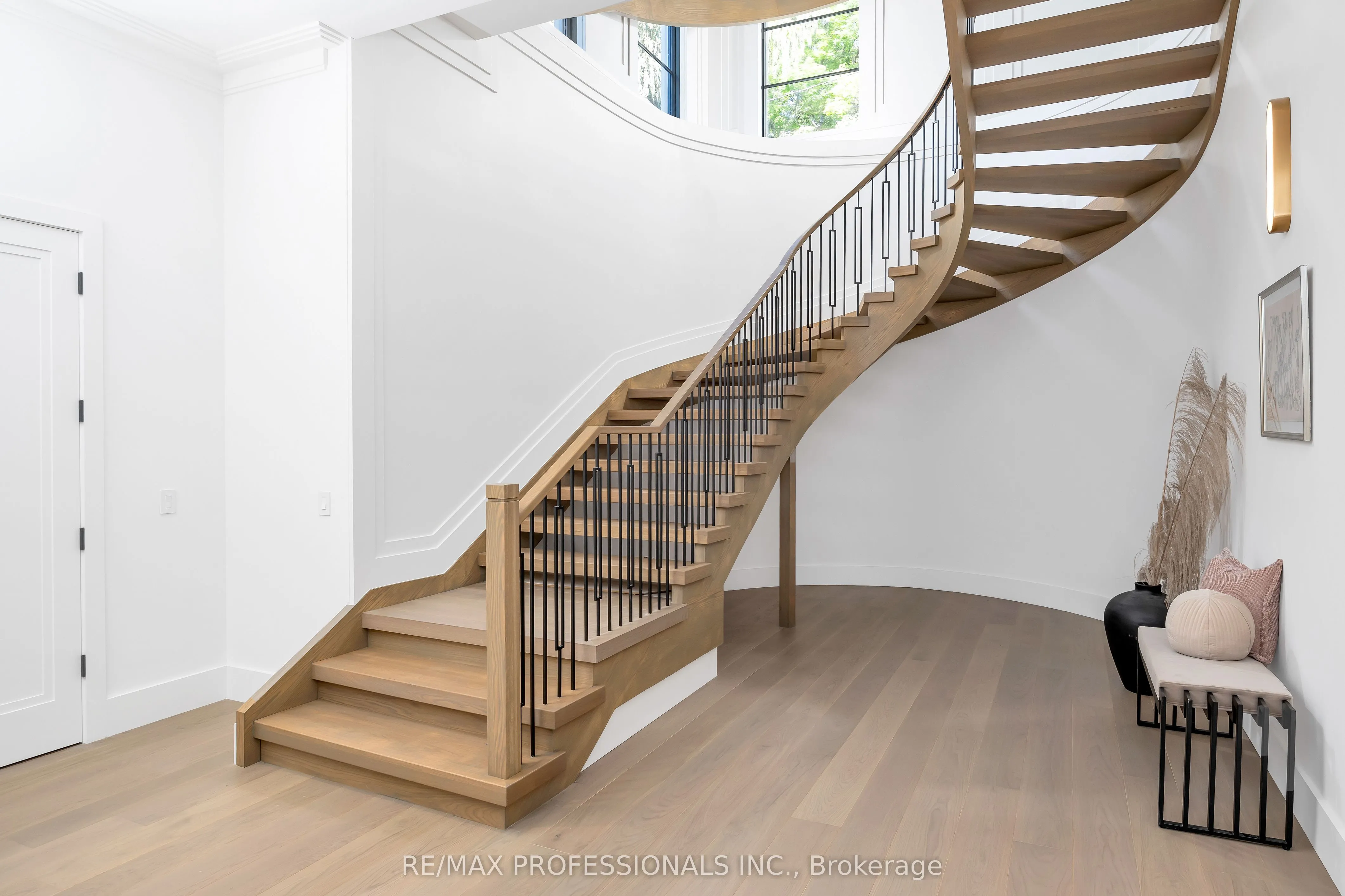 15 Edenbrook Hill