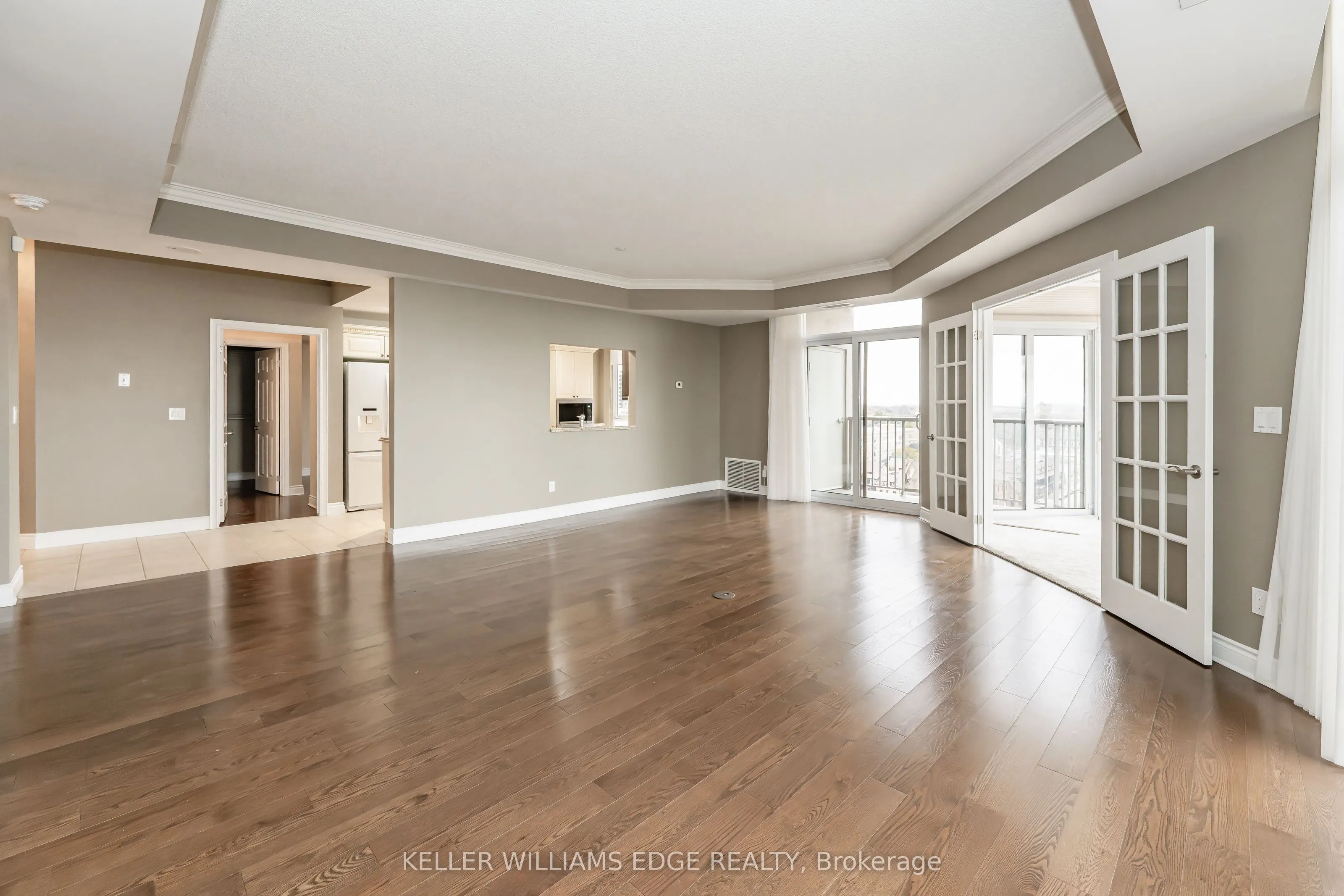 1477 Lakeshore Road, #1003