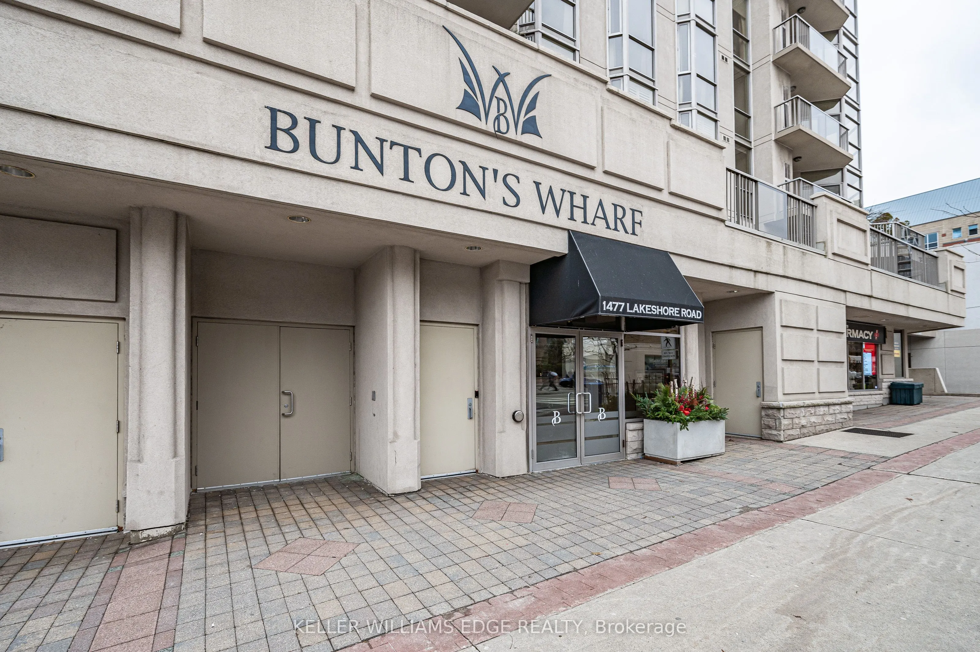 1477 Lakeshore Road, #1003