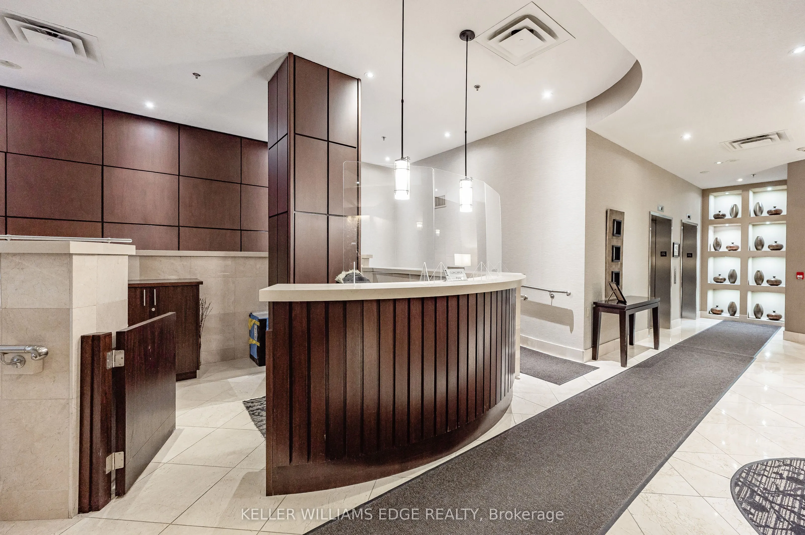 1477 Lakeshore Road, #1003