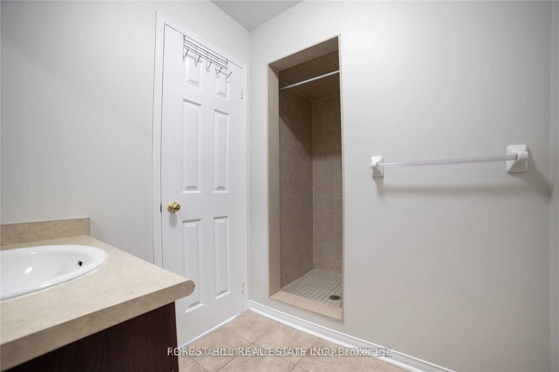 576 Courtney Valley Road