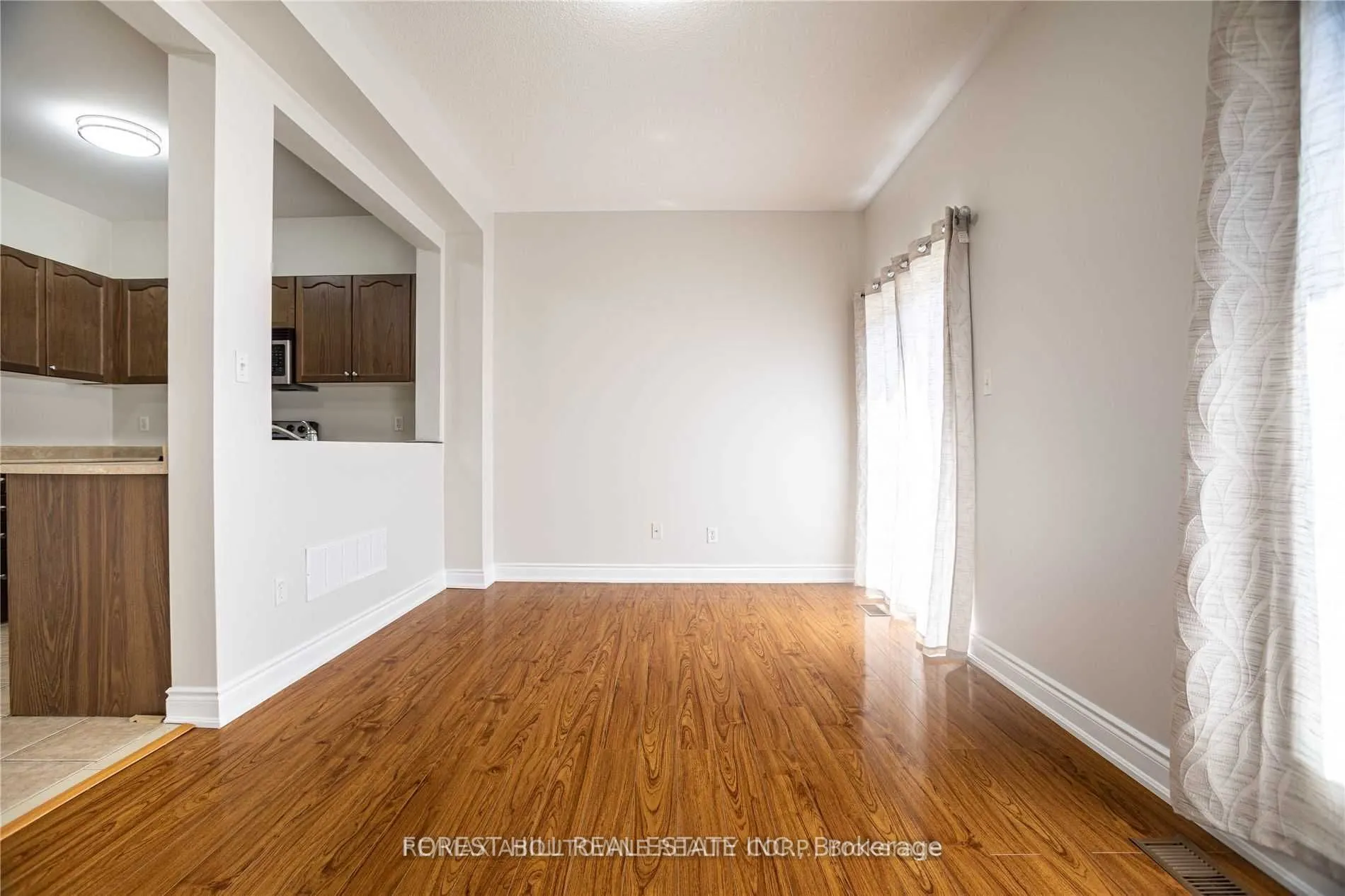 576 Courtney Valley Road
