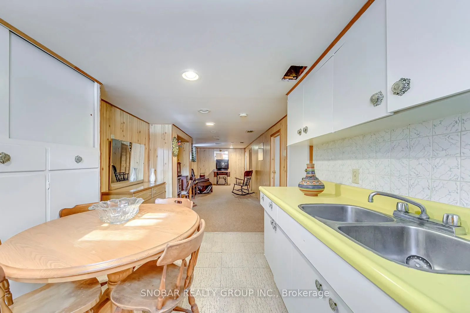 82 Superior Avenue