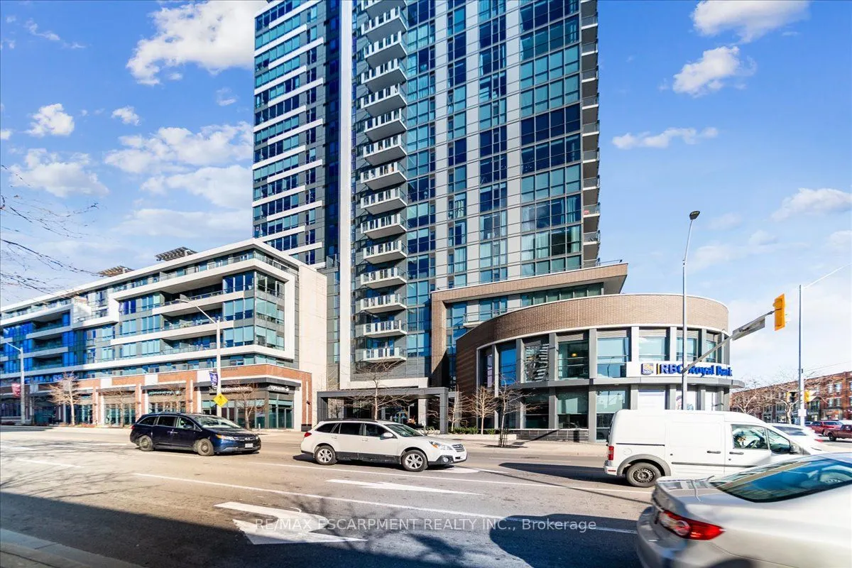 1 Hurontario Street, #316