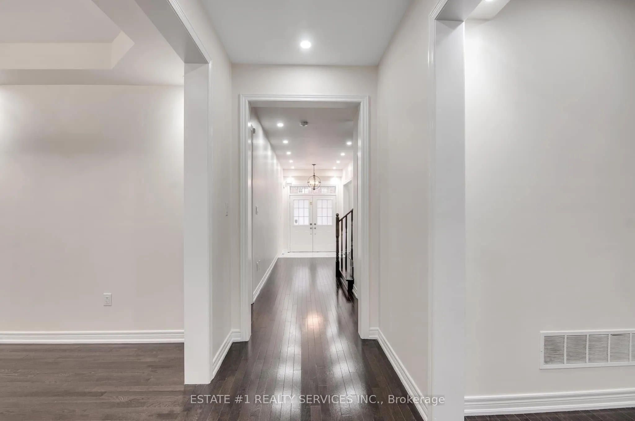 52 Haverstock Crescent
