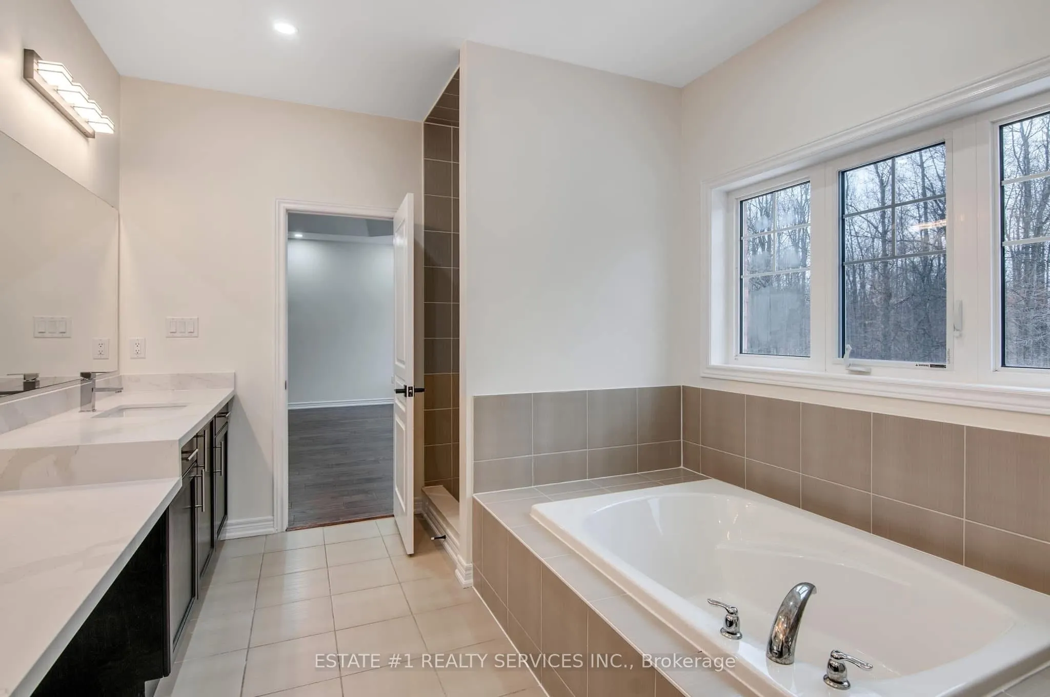 52 Haverstock Crescent