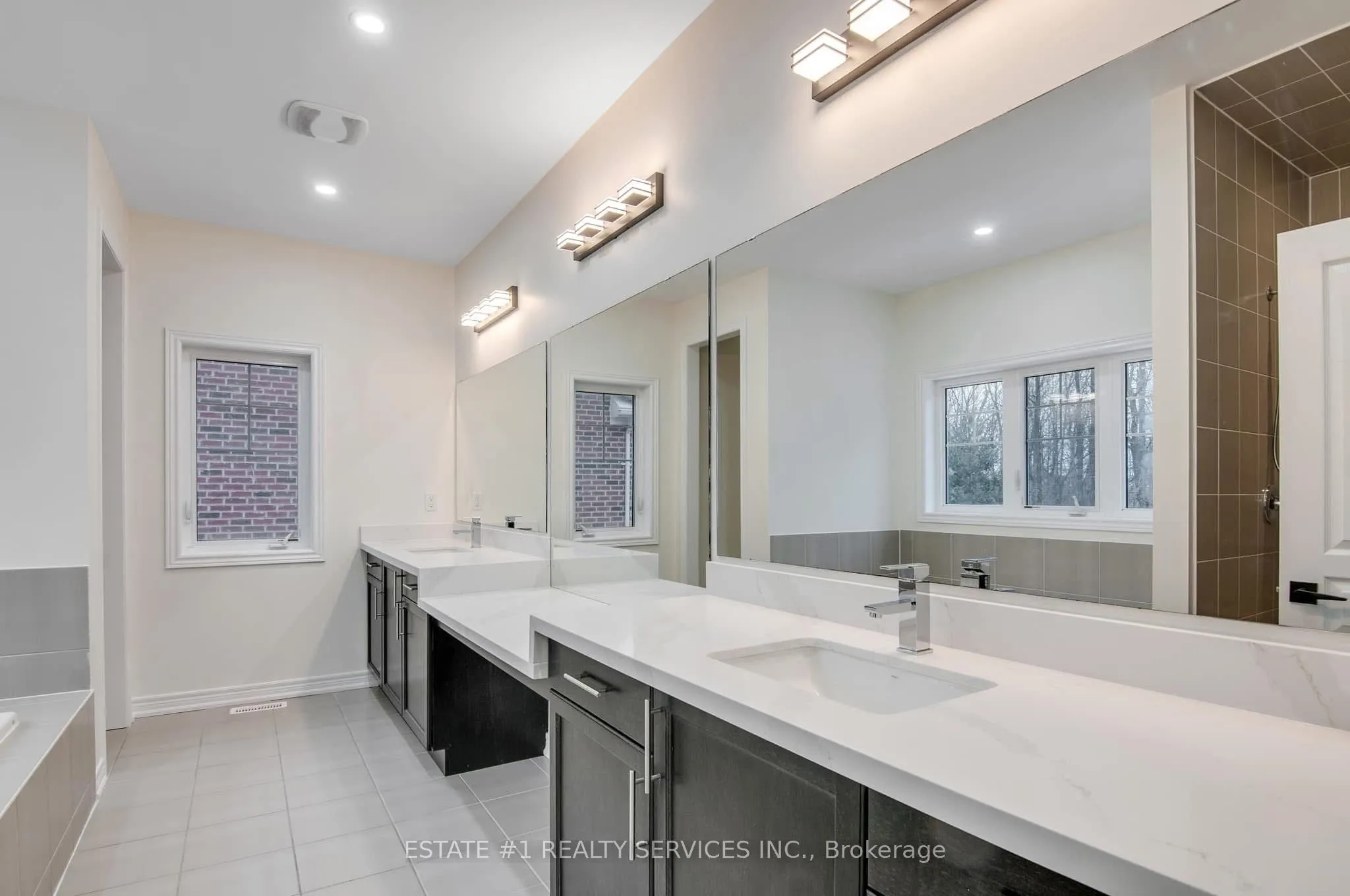52 Haverstock Crescent